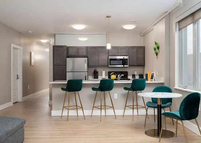Heart Of Downtown Indy 2Br Gem