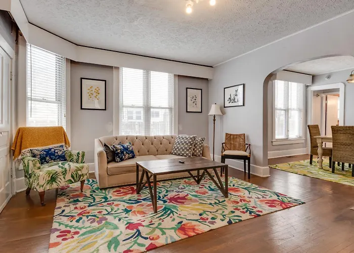 Indianapolis Vacation Rental Near Downtown!