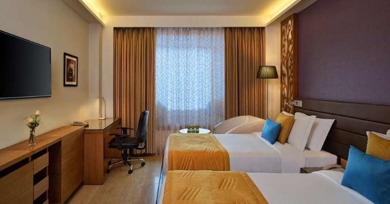Home2 By Hilton Airport Hotel Indianapolis