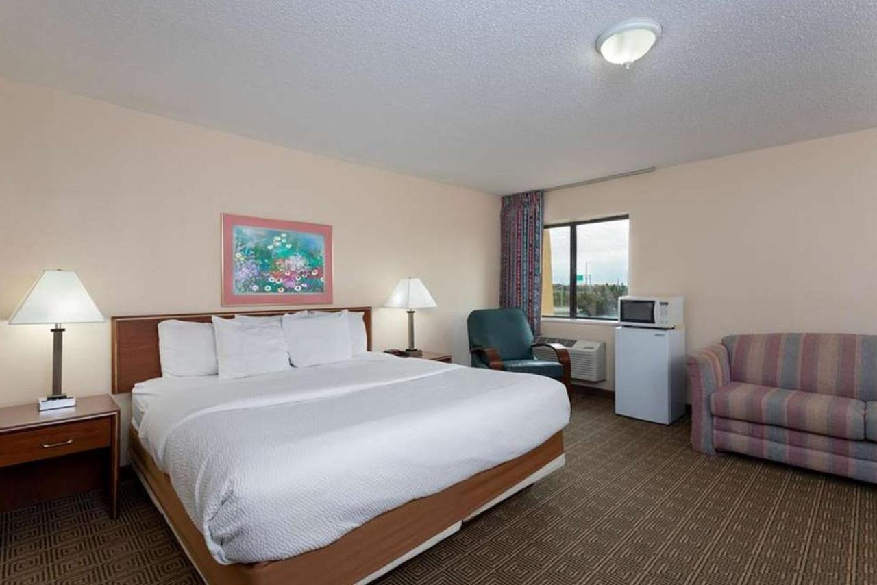 La Quinta By Wyndham East-post Drive Hotel 3*