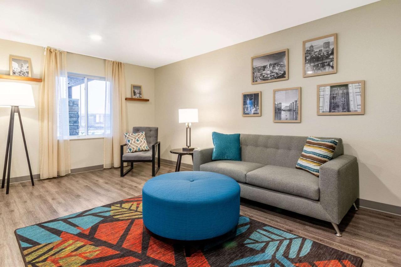 Hotel Woodspring Airport South