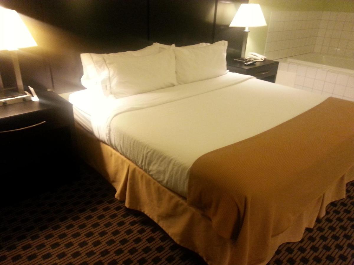 Hotel Express - - Southeast By Ihg