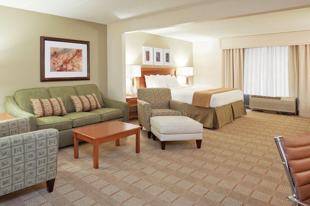 Express & Dtn-conv Ctr By Ihg 2*
