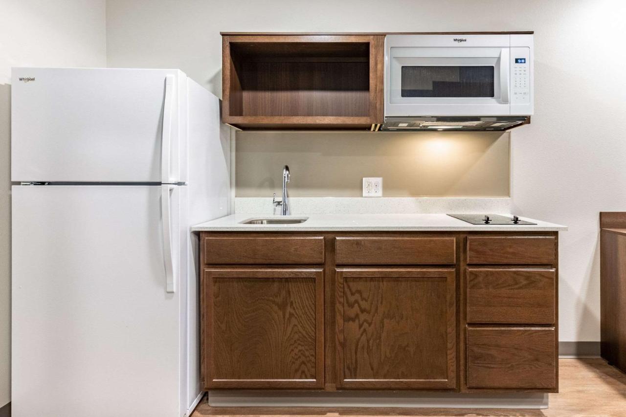 Hotel Woodspring Airport South Indianapolis