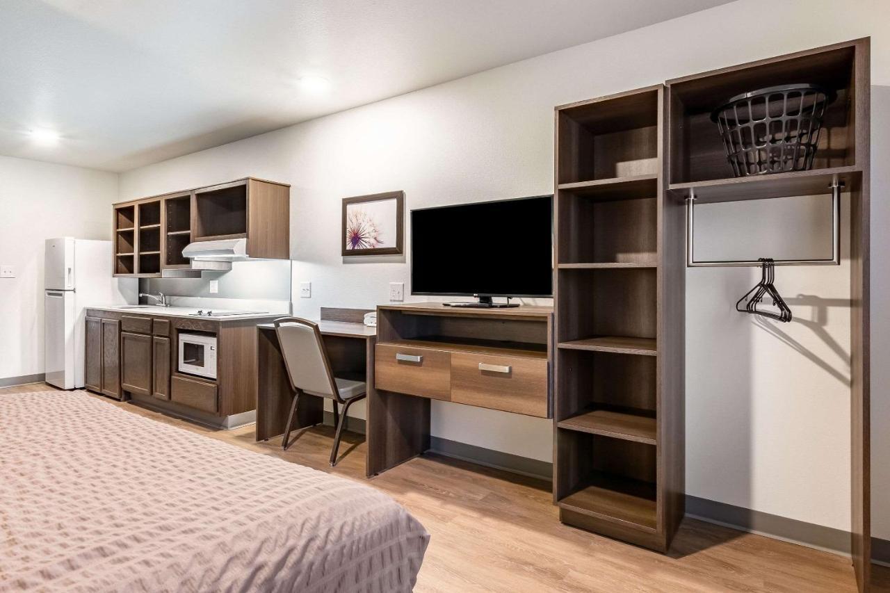 Woodspring Airport South Hotel 2*