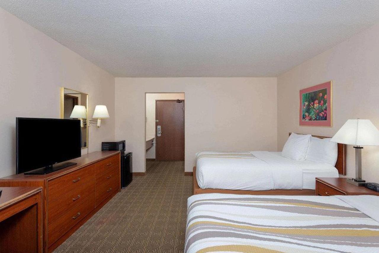 La Quinta By Wyndham East-post Drive Hotel
