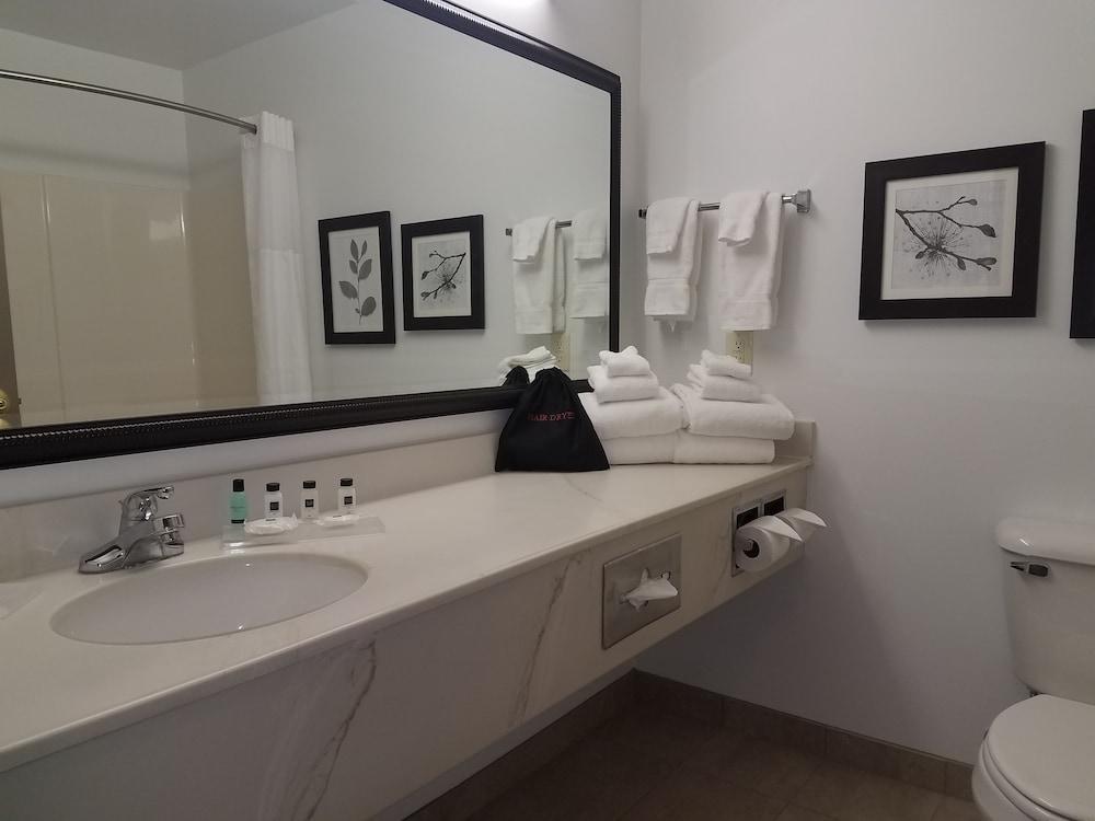 Country & By Radisson, Airport South, In Hotel 3*