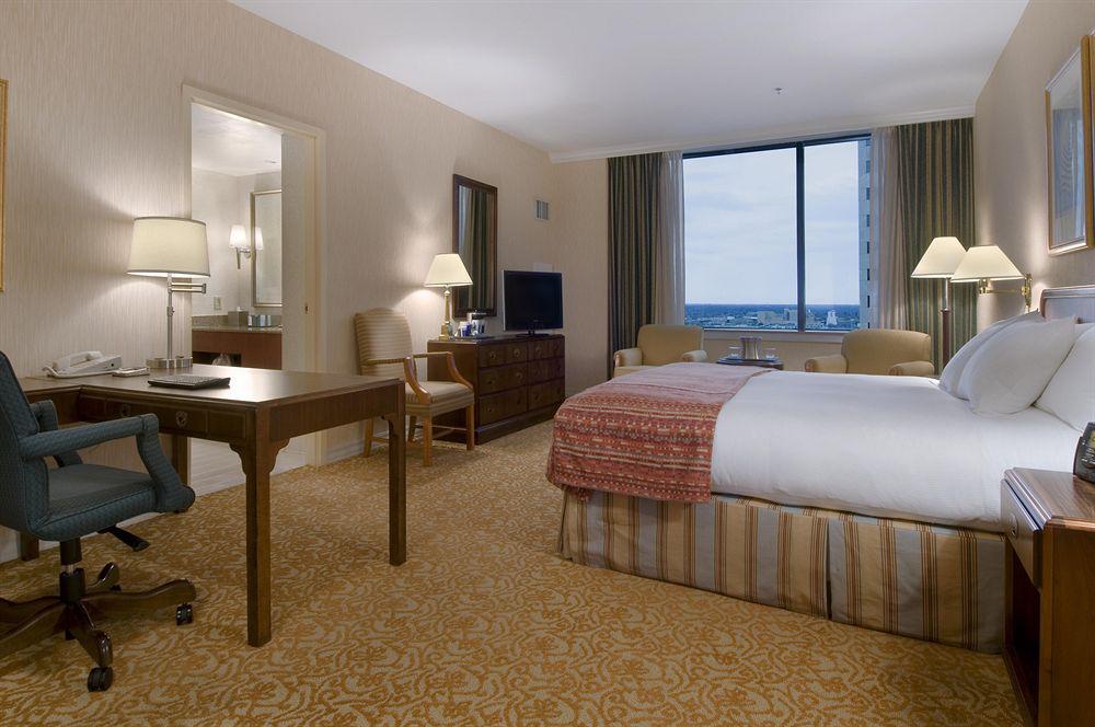 Hilton & 3*