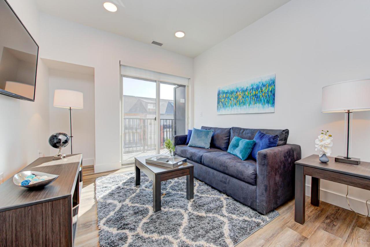 Renaissance Place Flats By Barsala Indianapolis