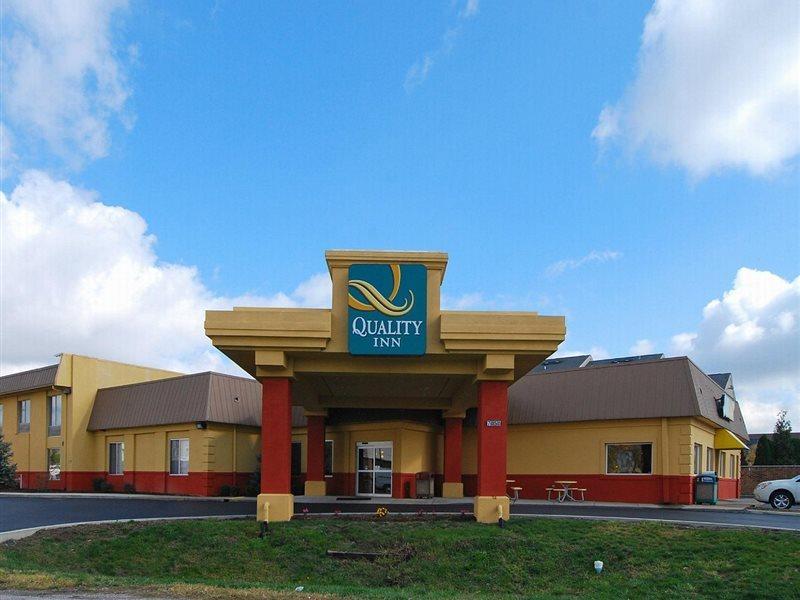 Hotel Baymont By Wyndham East 2*