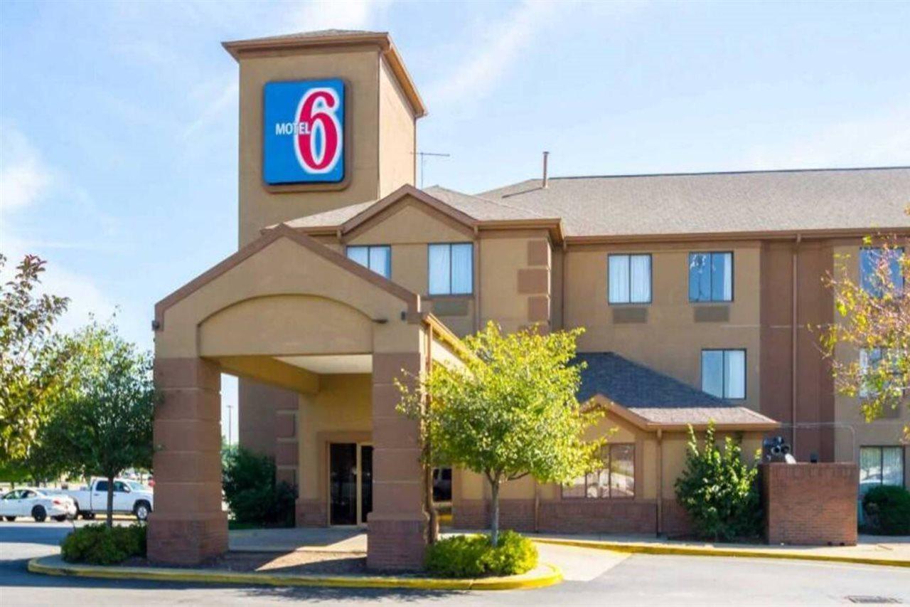 6-indianapolis, In - Airport Hotel