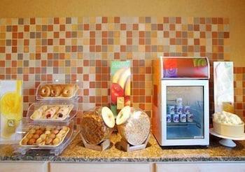 Hotel Baymont By Wyndham East Indianapolis