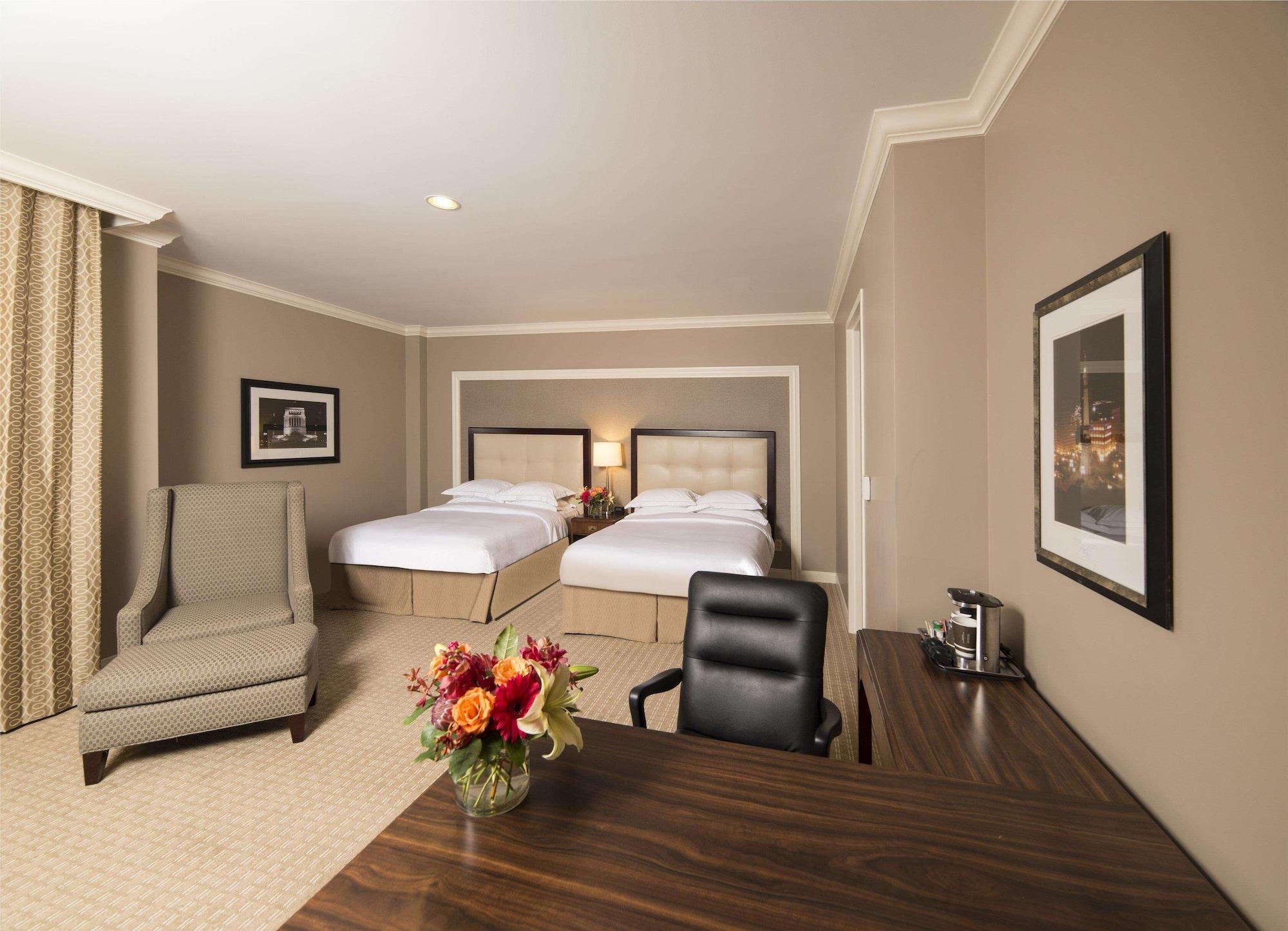 Hotel Hilton & 3*