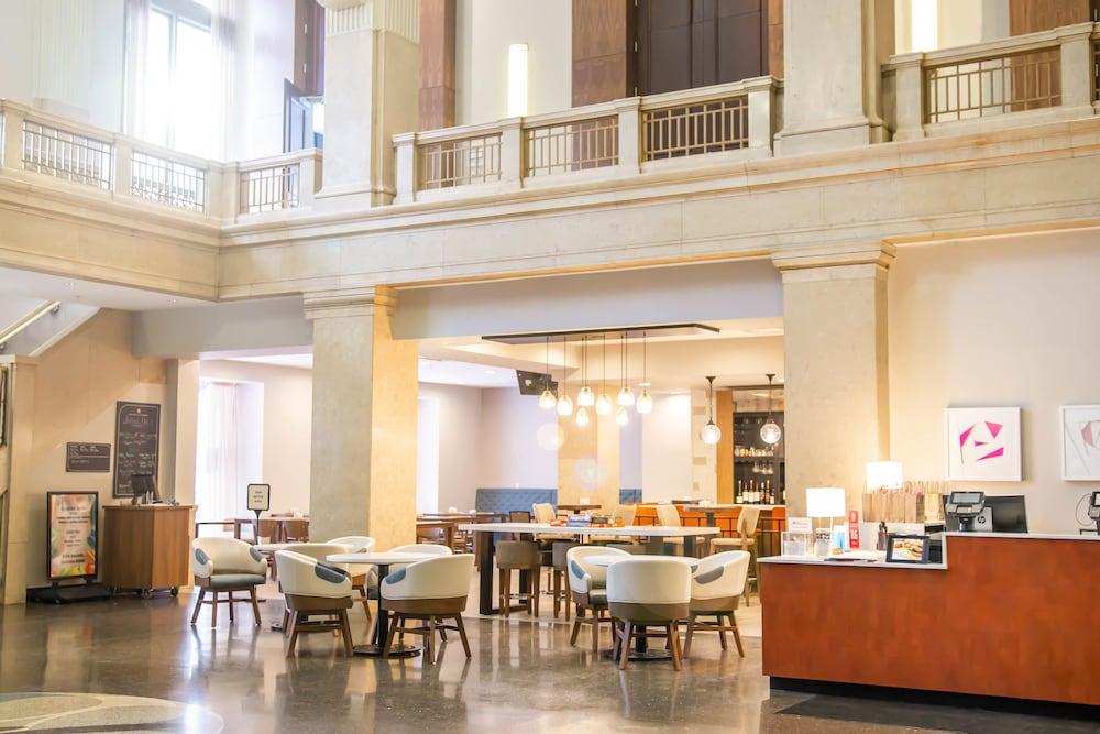 Hilton Garden Downtown Hotel 3*