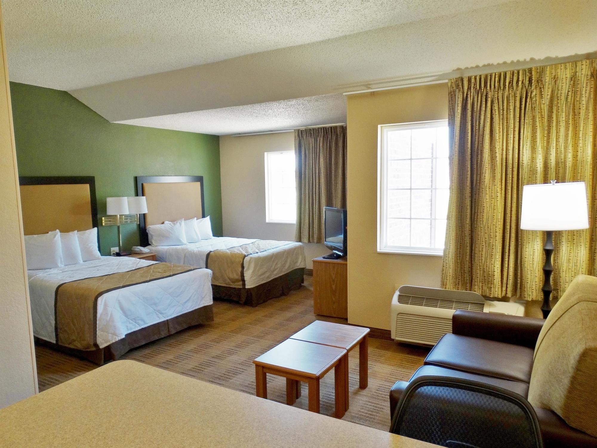 Extended America - - West 86th St Indianapolis