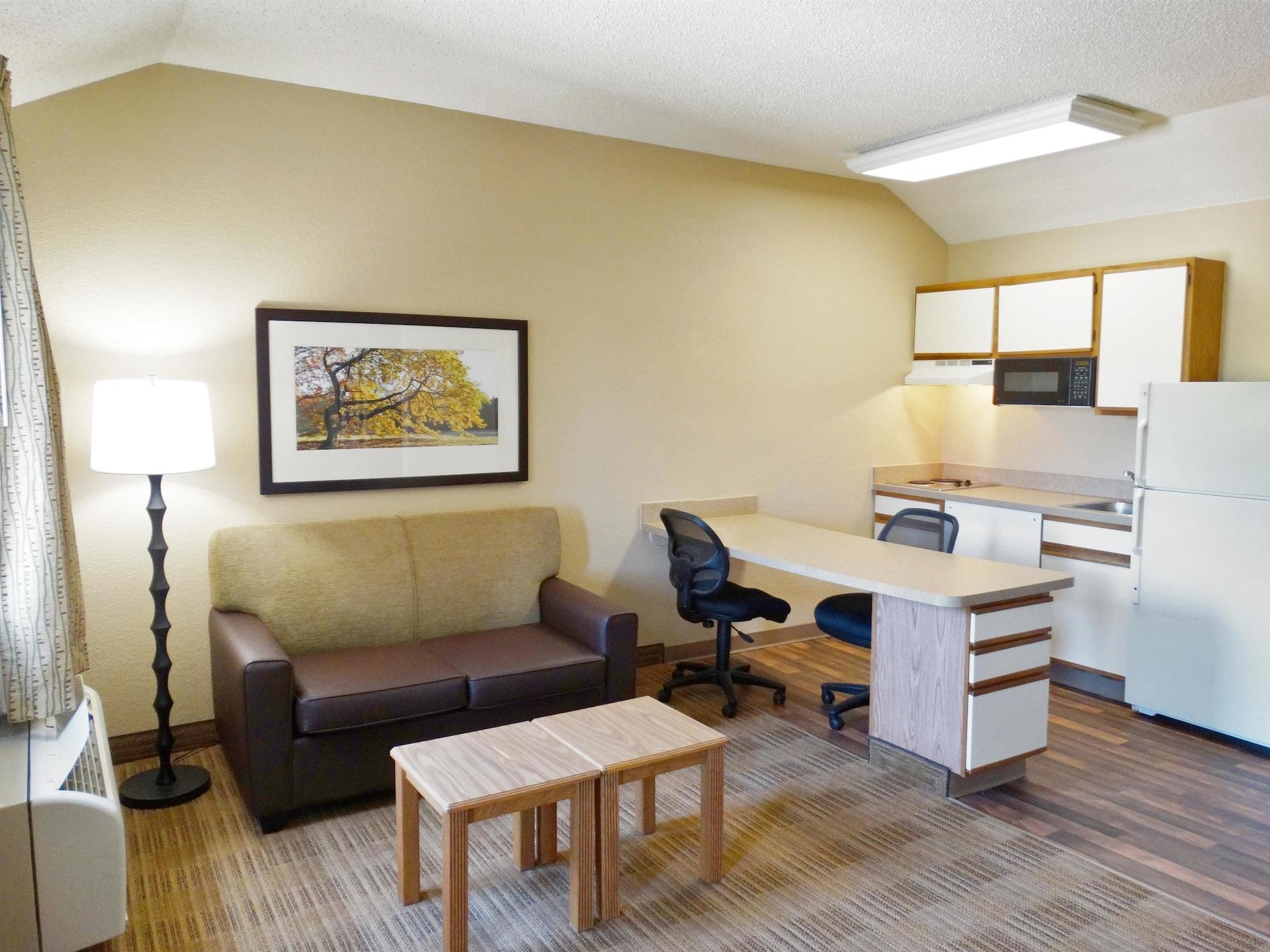 Hotel Extended America - - West 86th St 2*