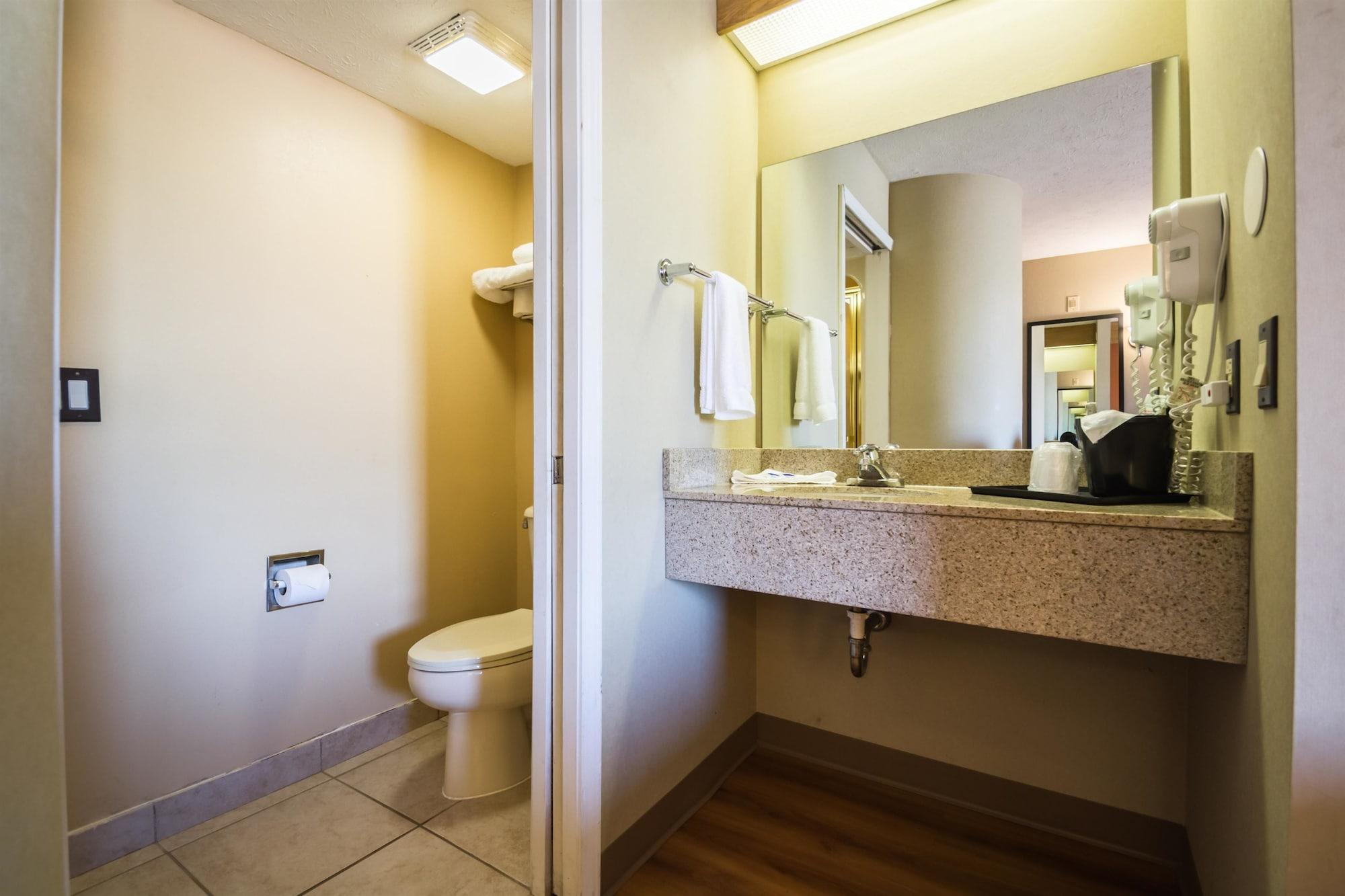 6-indianapolis, In - Airport Hotel 2*
