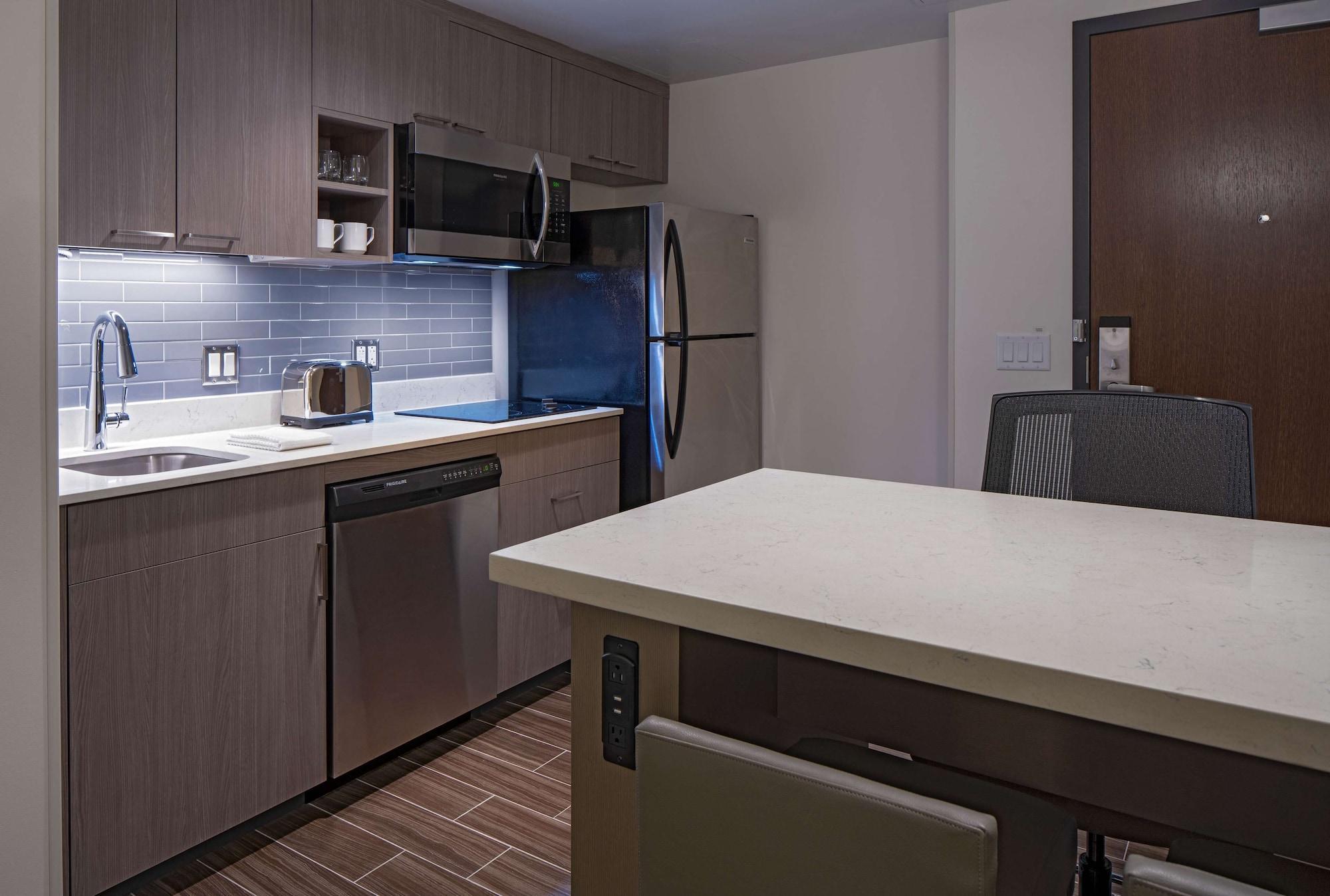 Hyatt House Downtown 3* Indianapolis