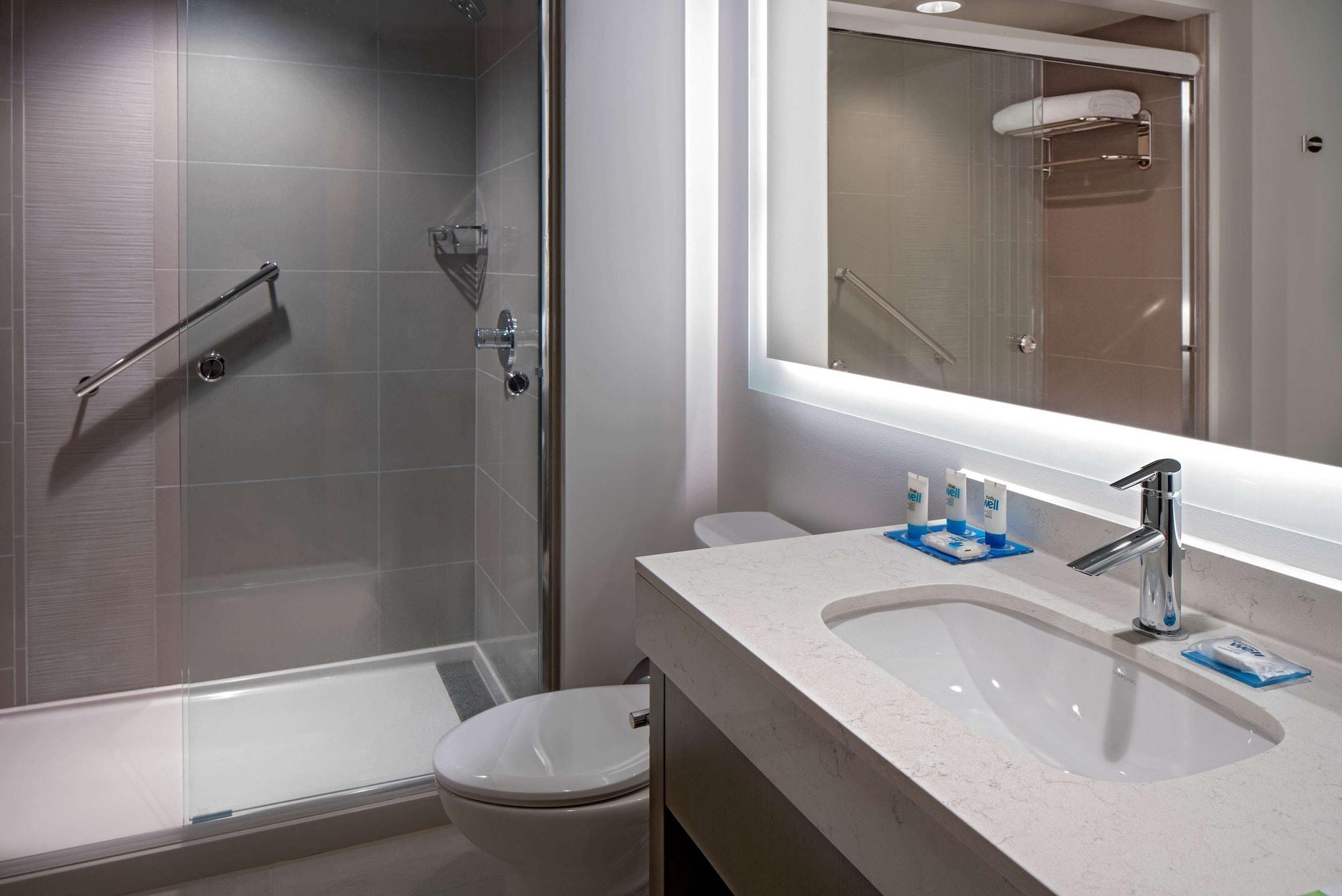 Hyatt House Downtown Hotel 3*