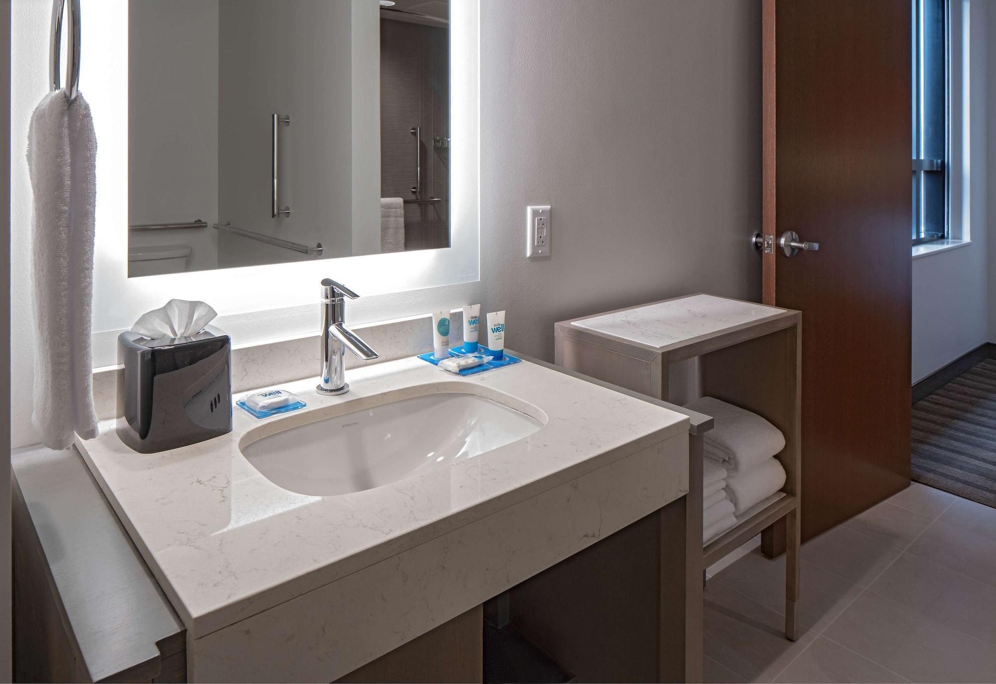 Hyatt House Downtown Hotel