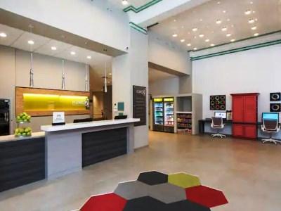 Home2 By Hilton Downtown 3*