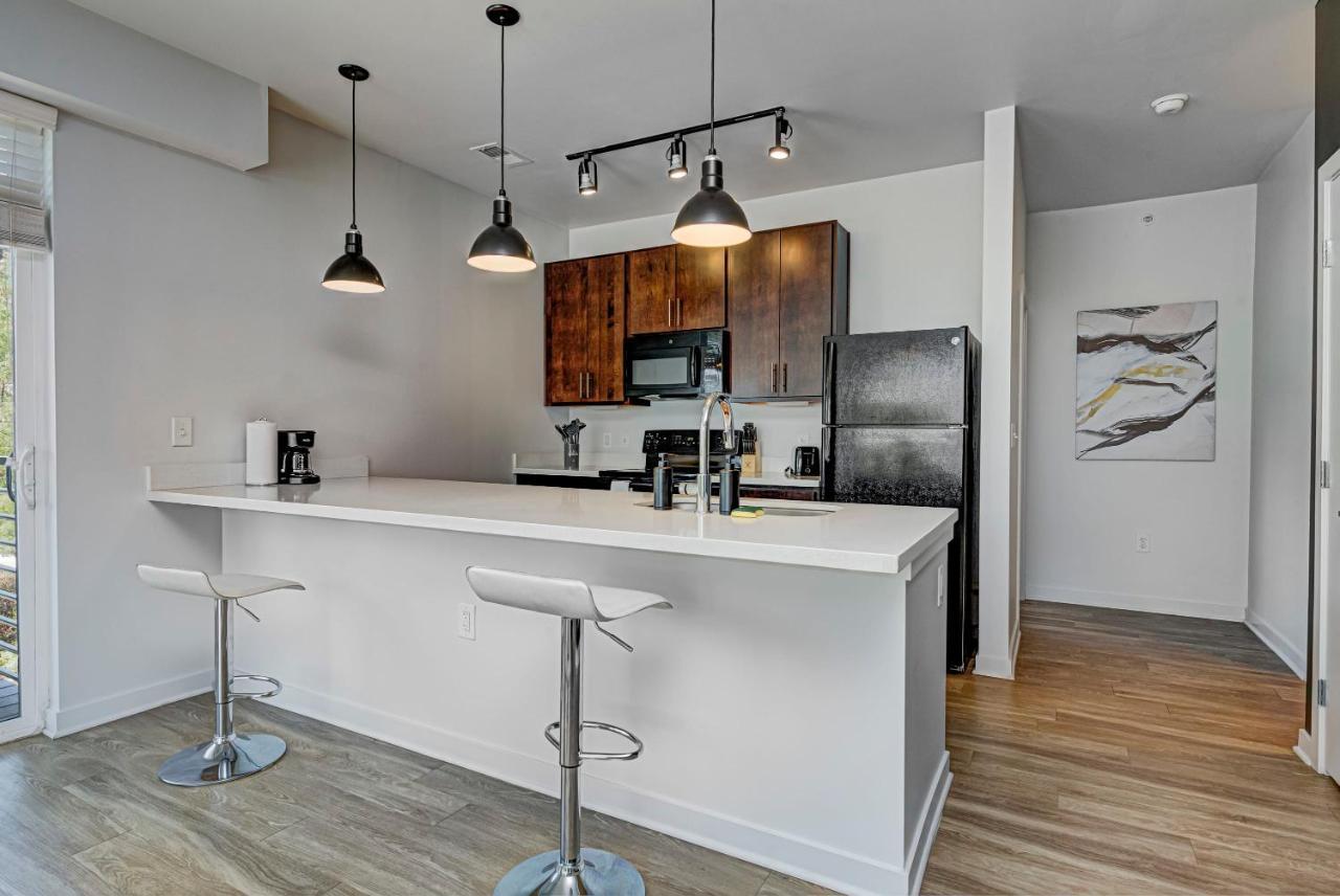 Apartment Modern Chic 2 Bedroom Apartment By Stay Gia
