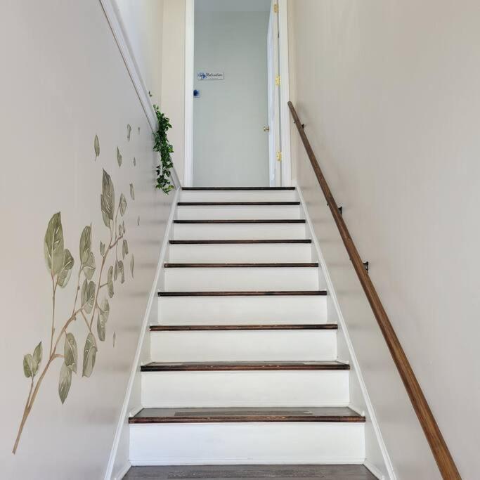 1 Bdr 5 Minutes To Downtown