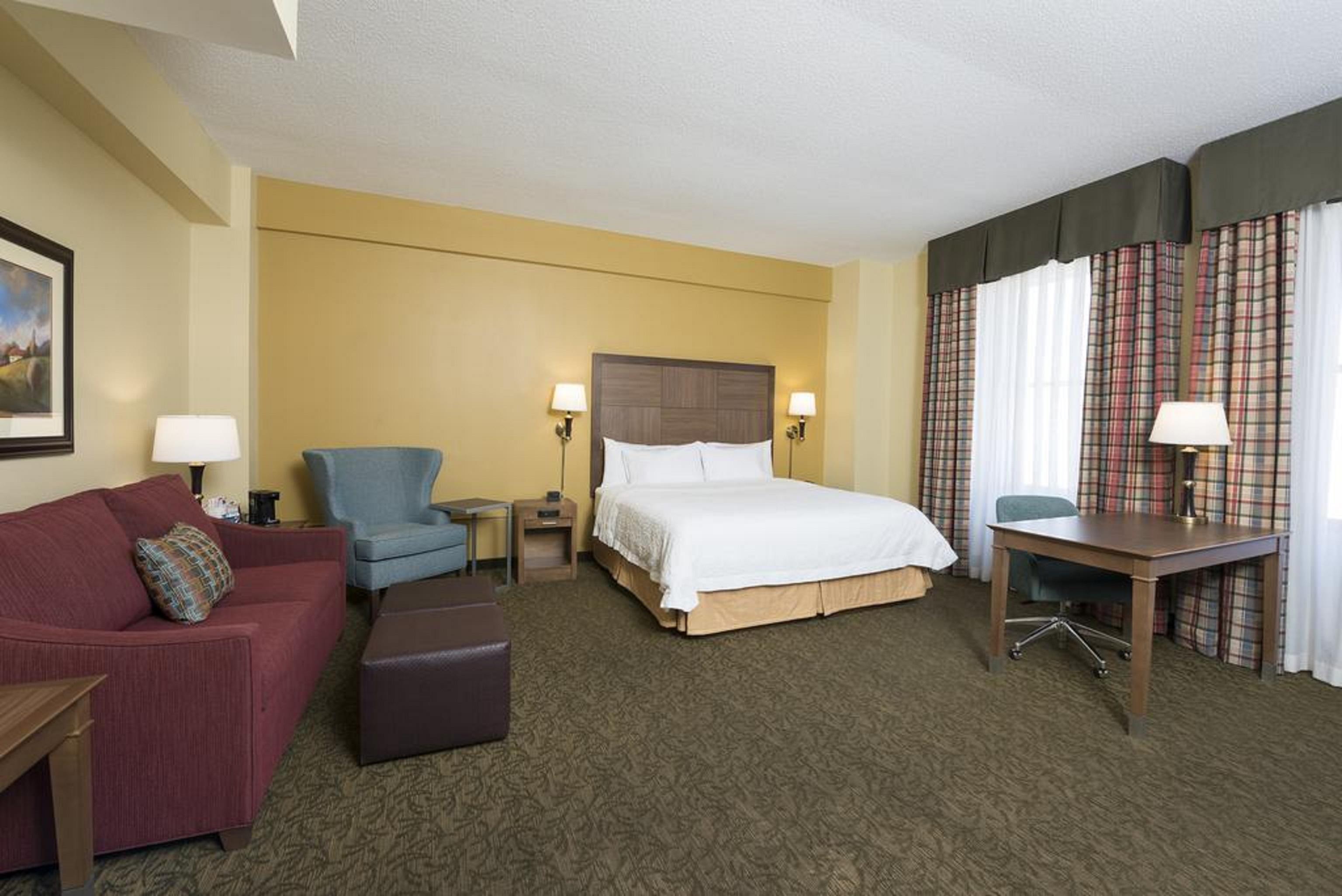 Hotel Hampton Downtown Across From Circle Centre 3*