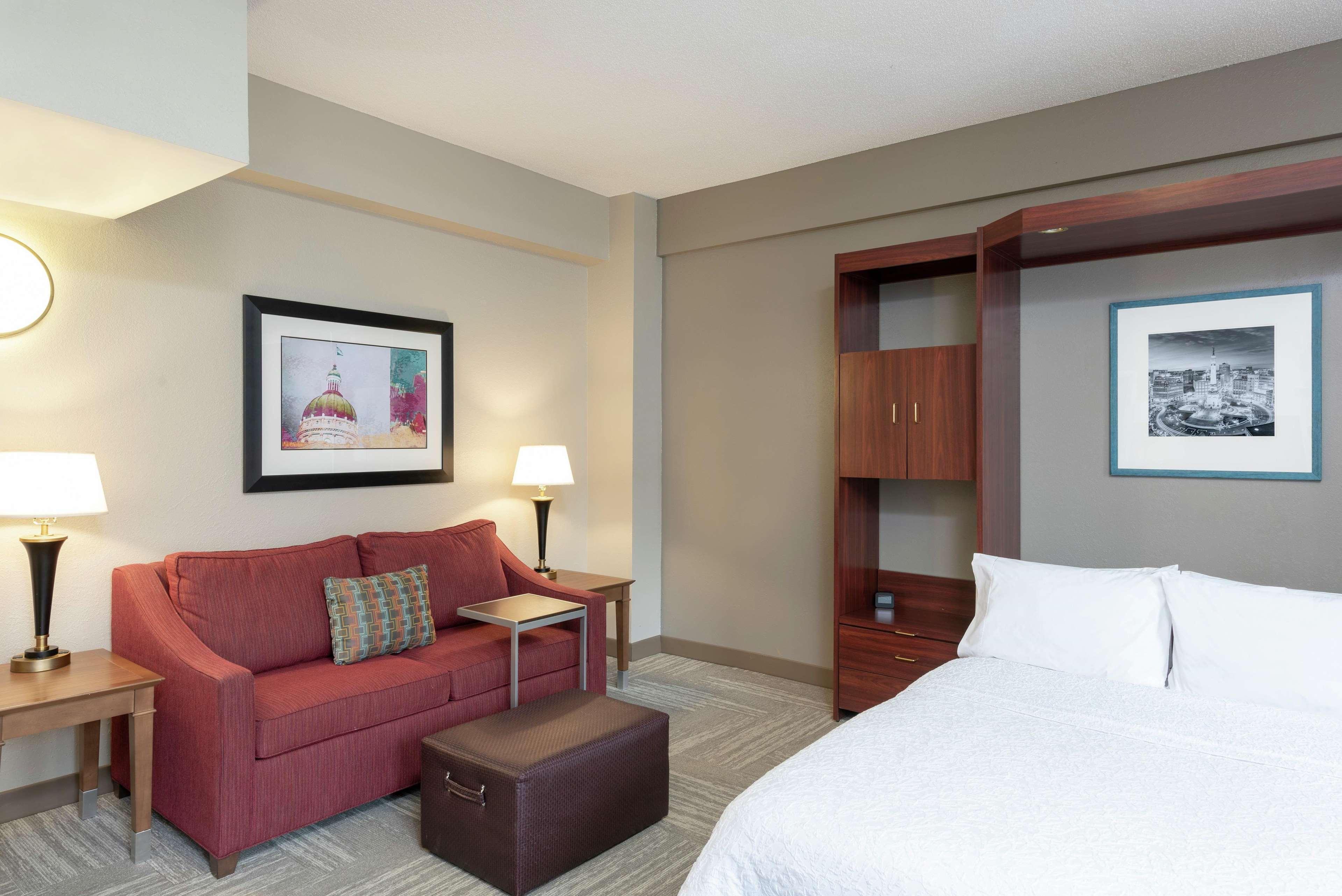Hampton Downtown Across From Circle Centre Hotel Indianapolis