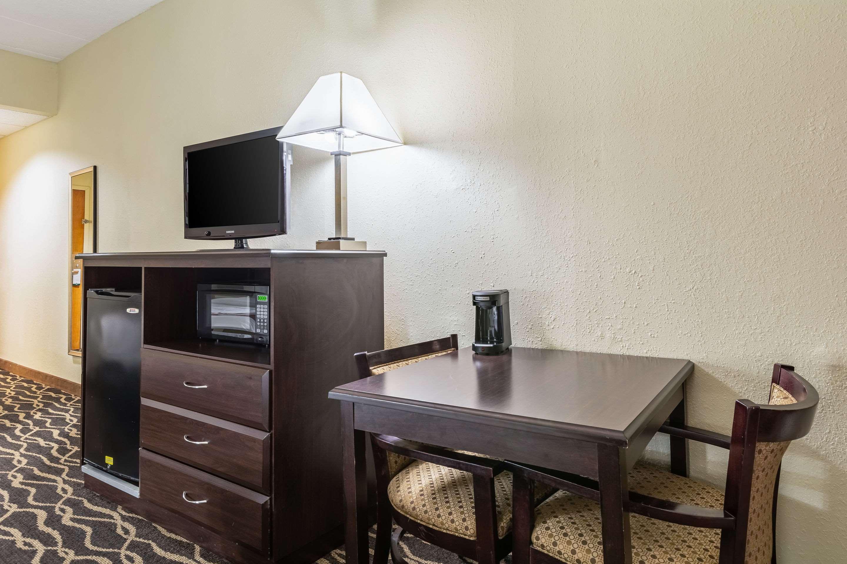 Quality & Southport Hotel 2*