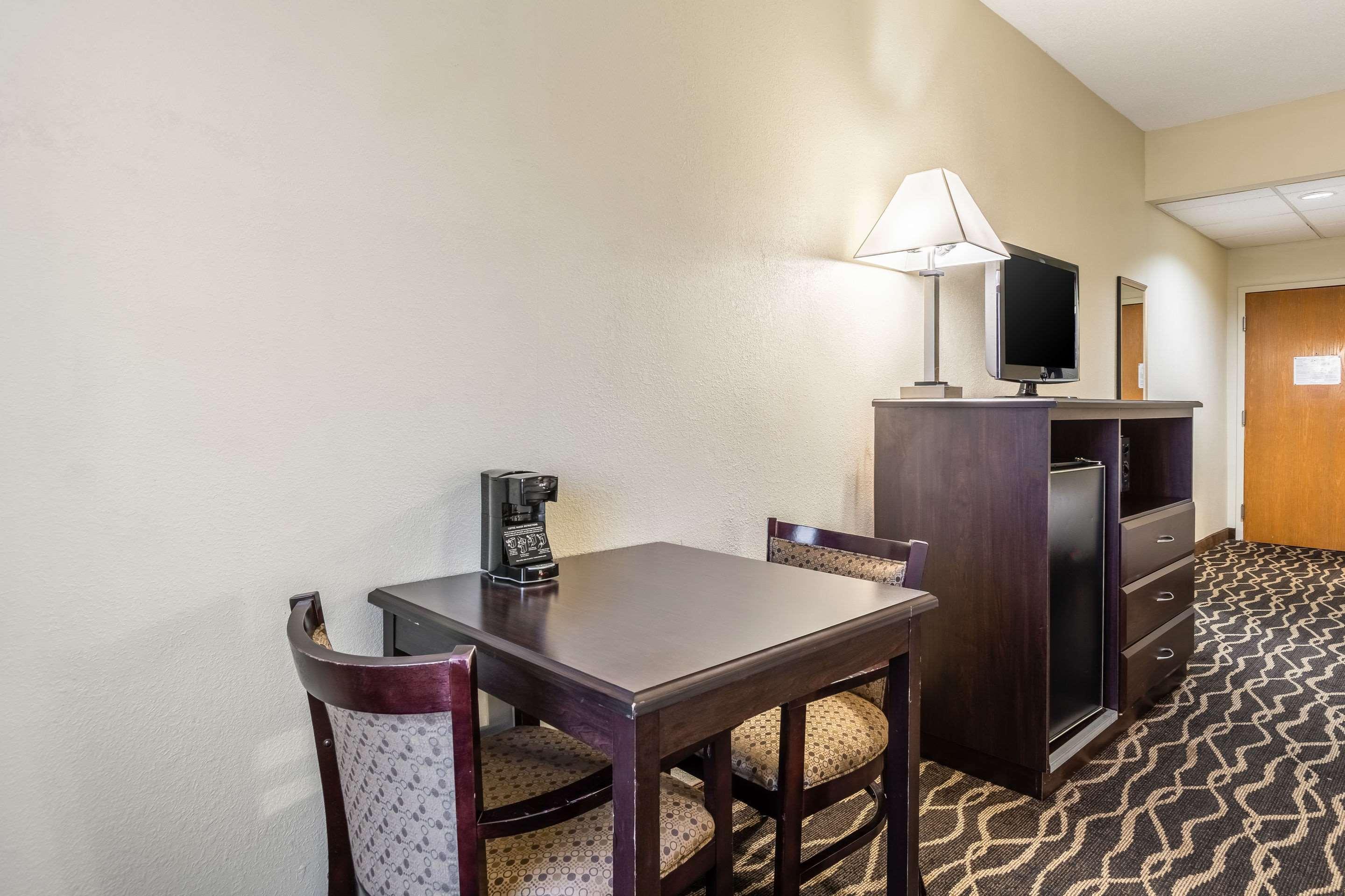 Hotel Quality & Southport