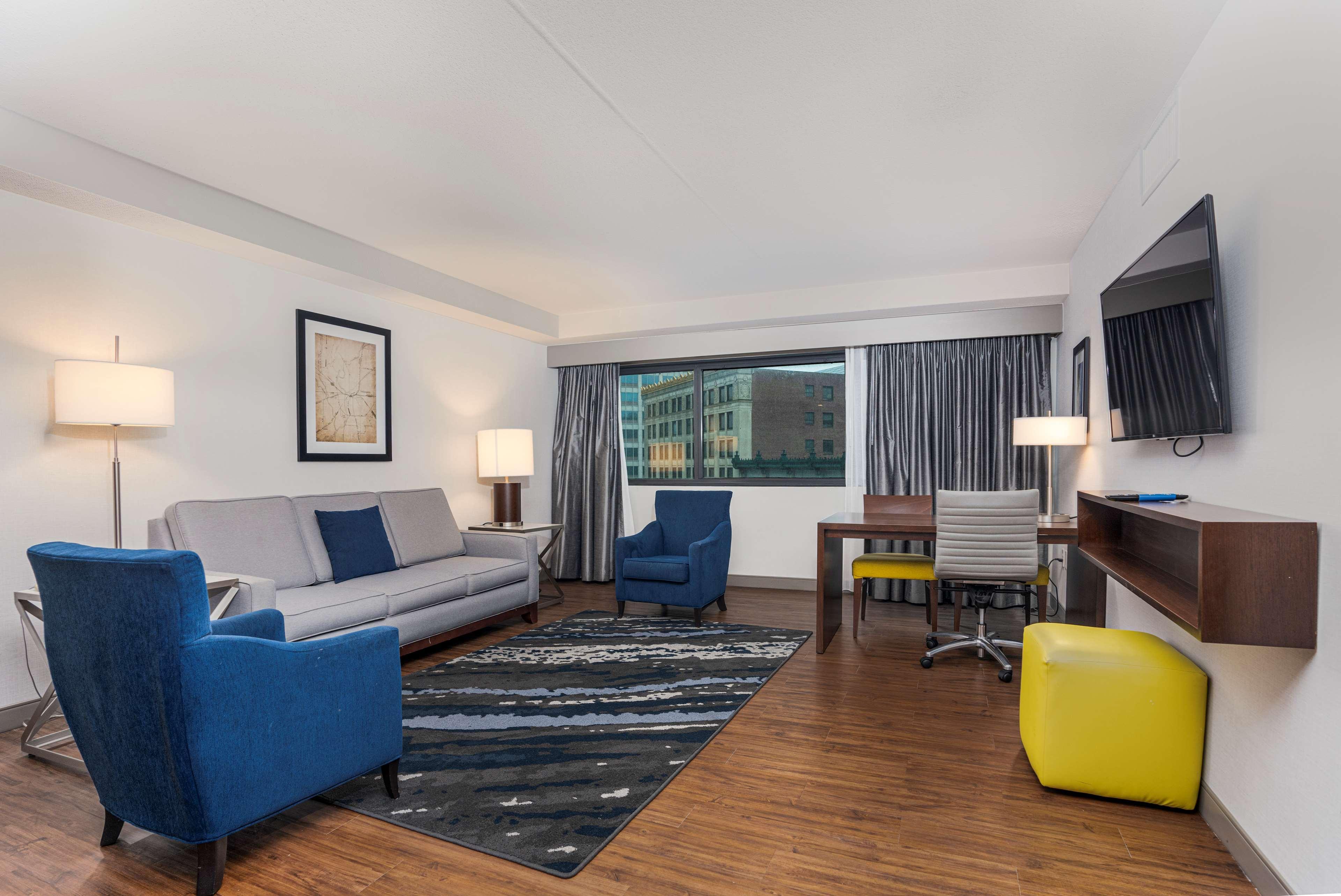 Embassy By Hilton Downtown Hotel