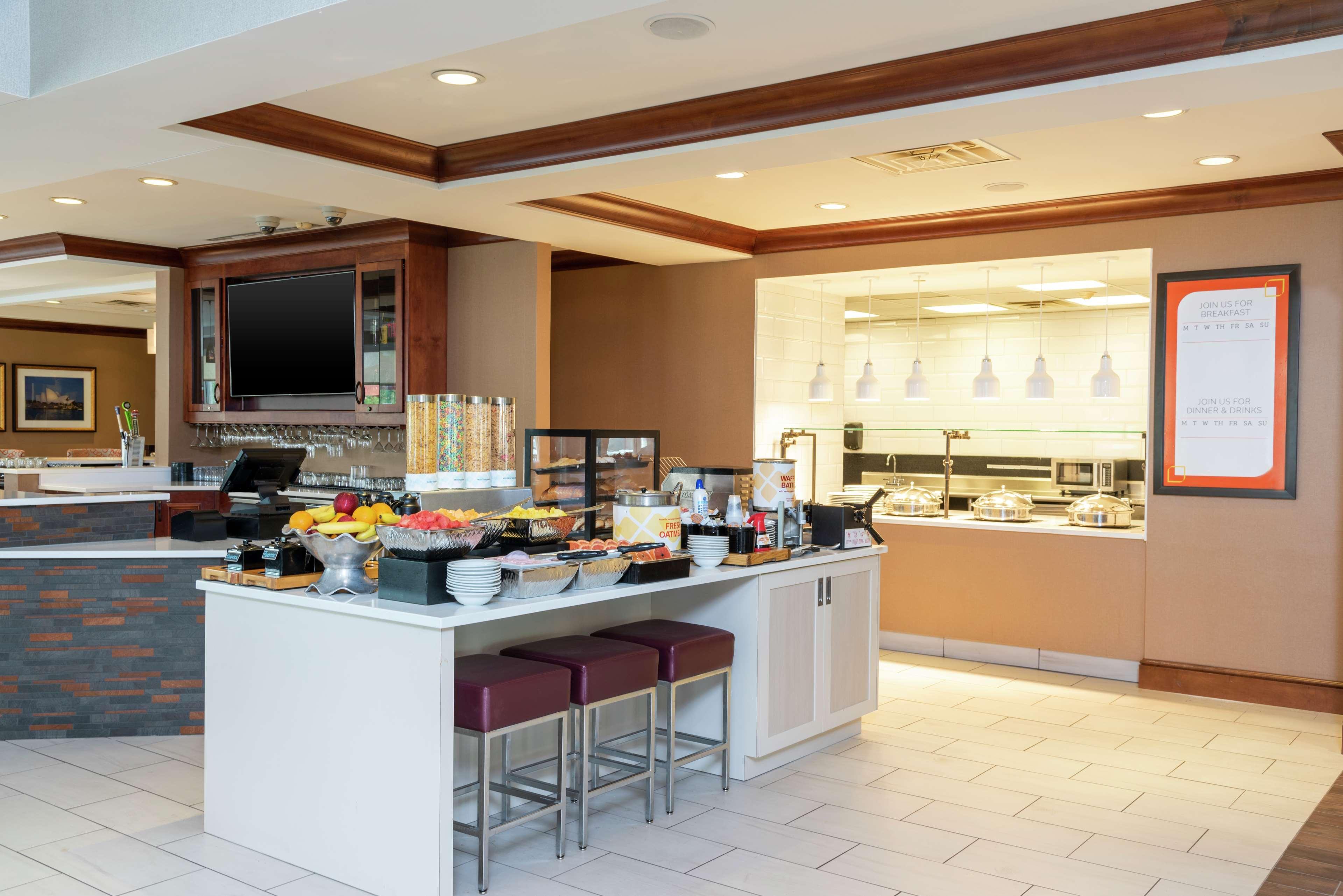 Hilton Garden South/greenwood 3*