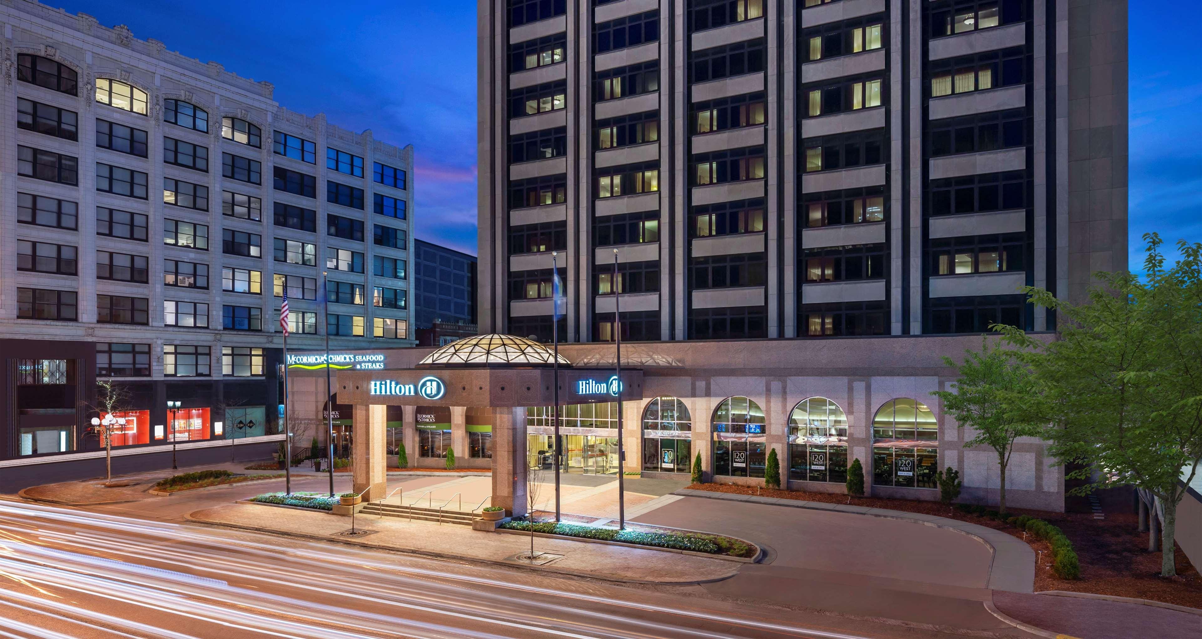 Hilton & Hotel Indianapolis