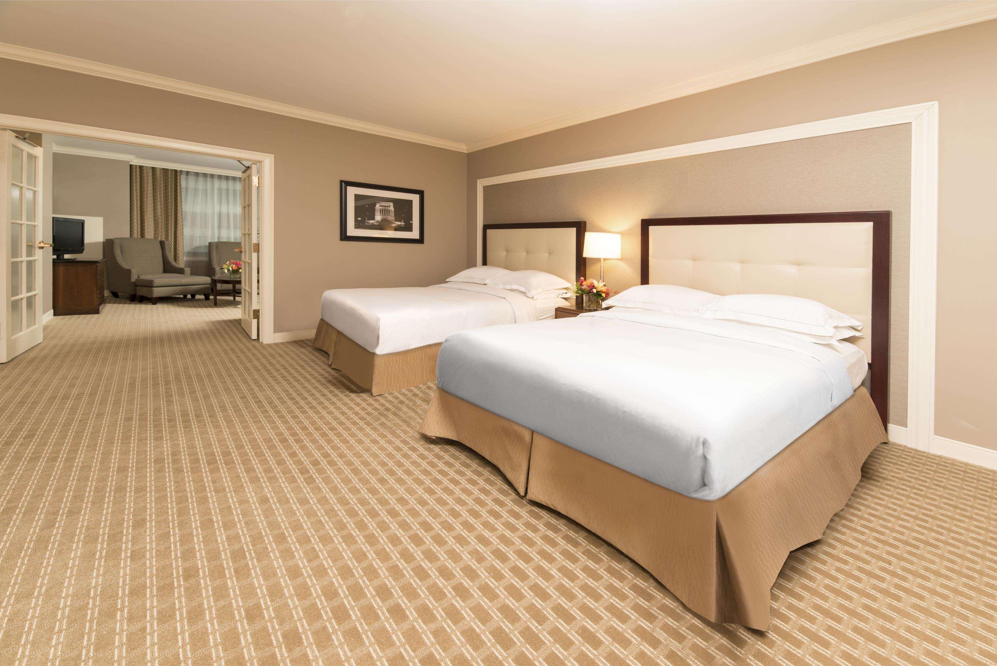 Hilton & Hotel 3*