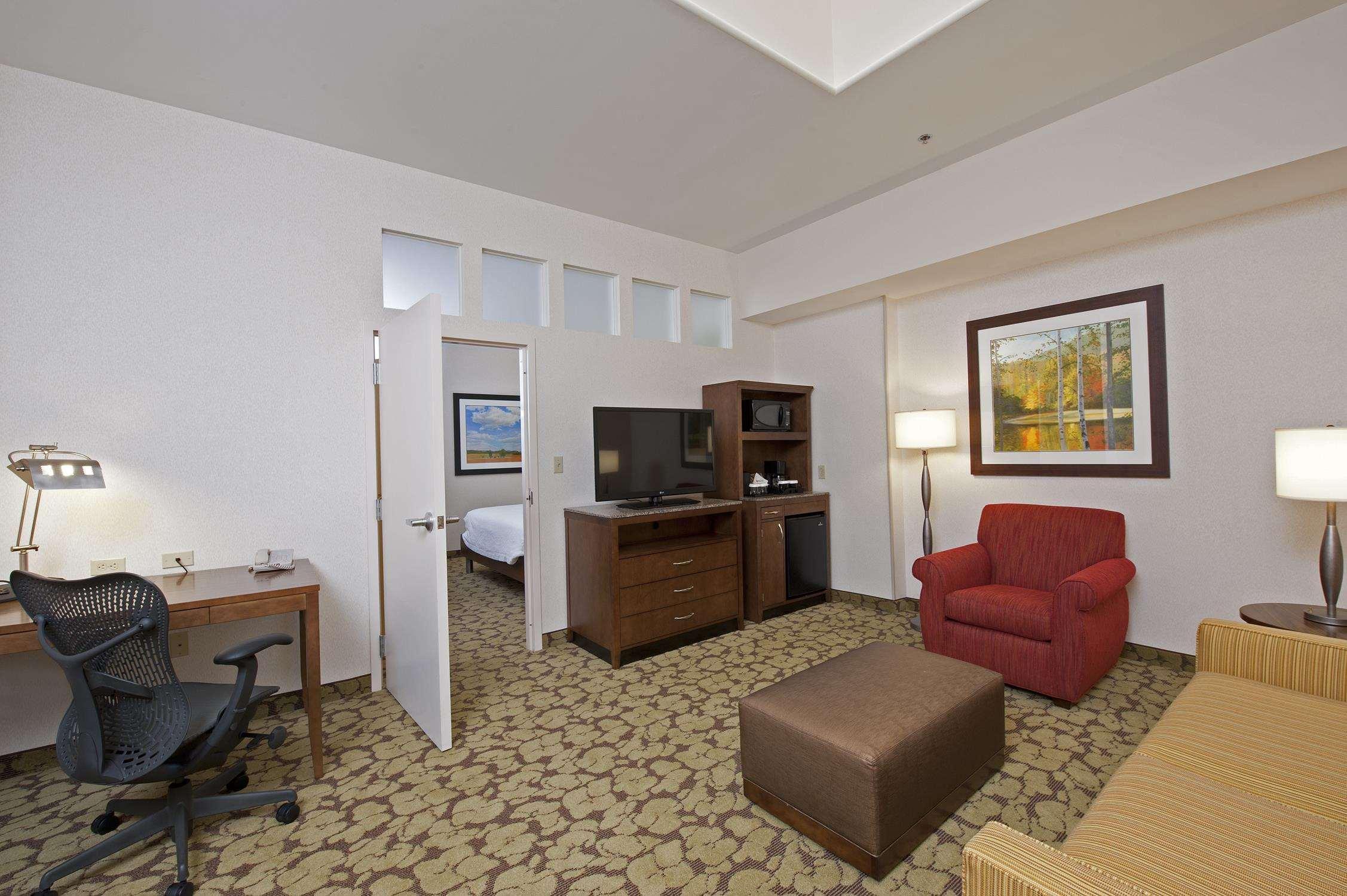Hilton Garden Downtown Hotel 3*