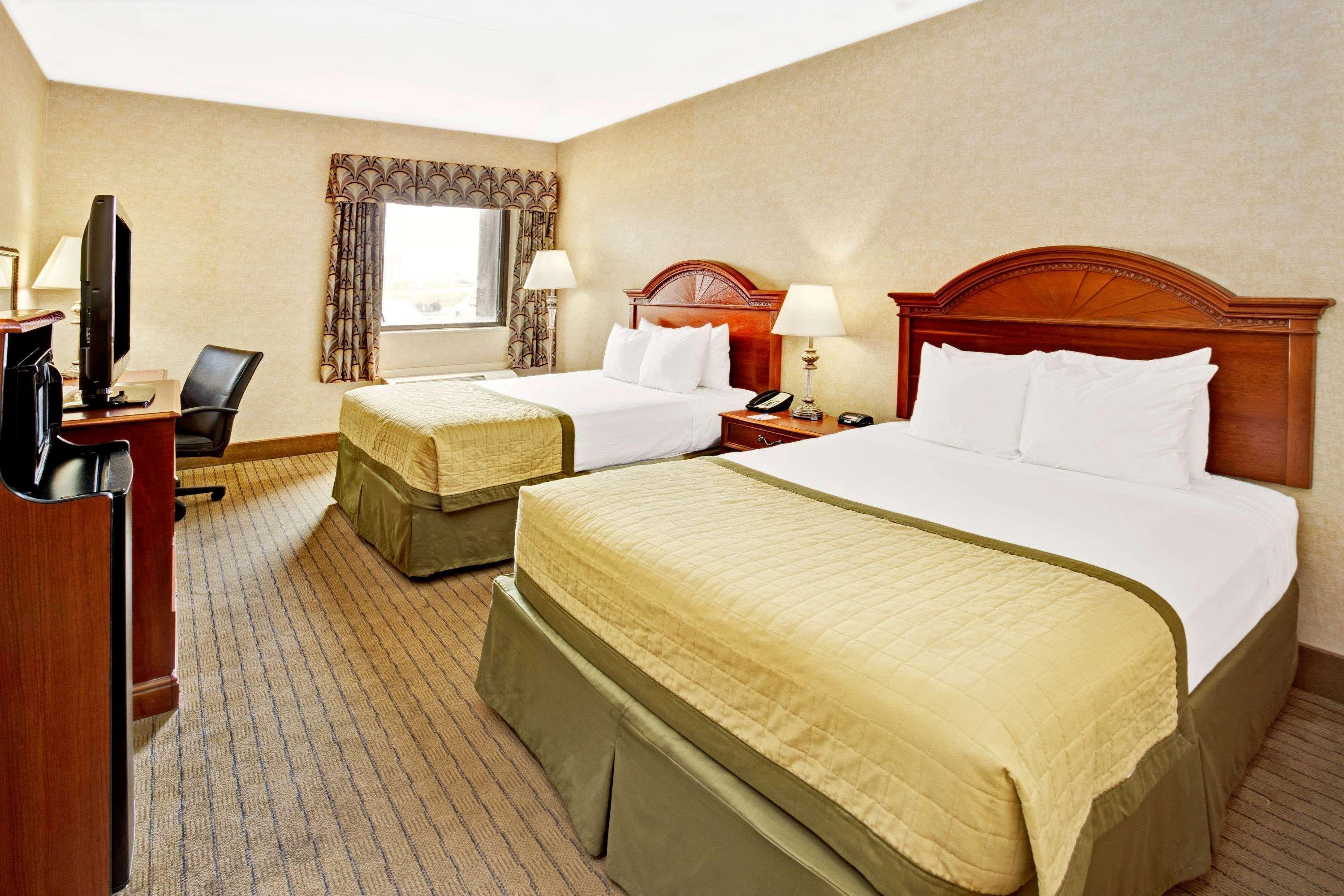 Hotel Baymont By Wyndham West Indianapolis