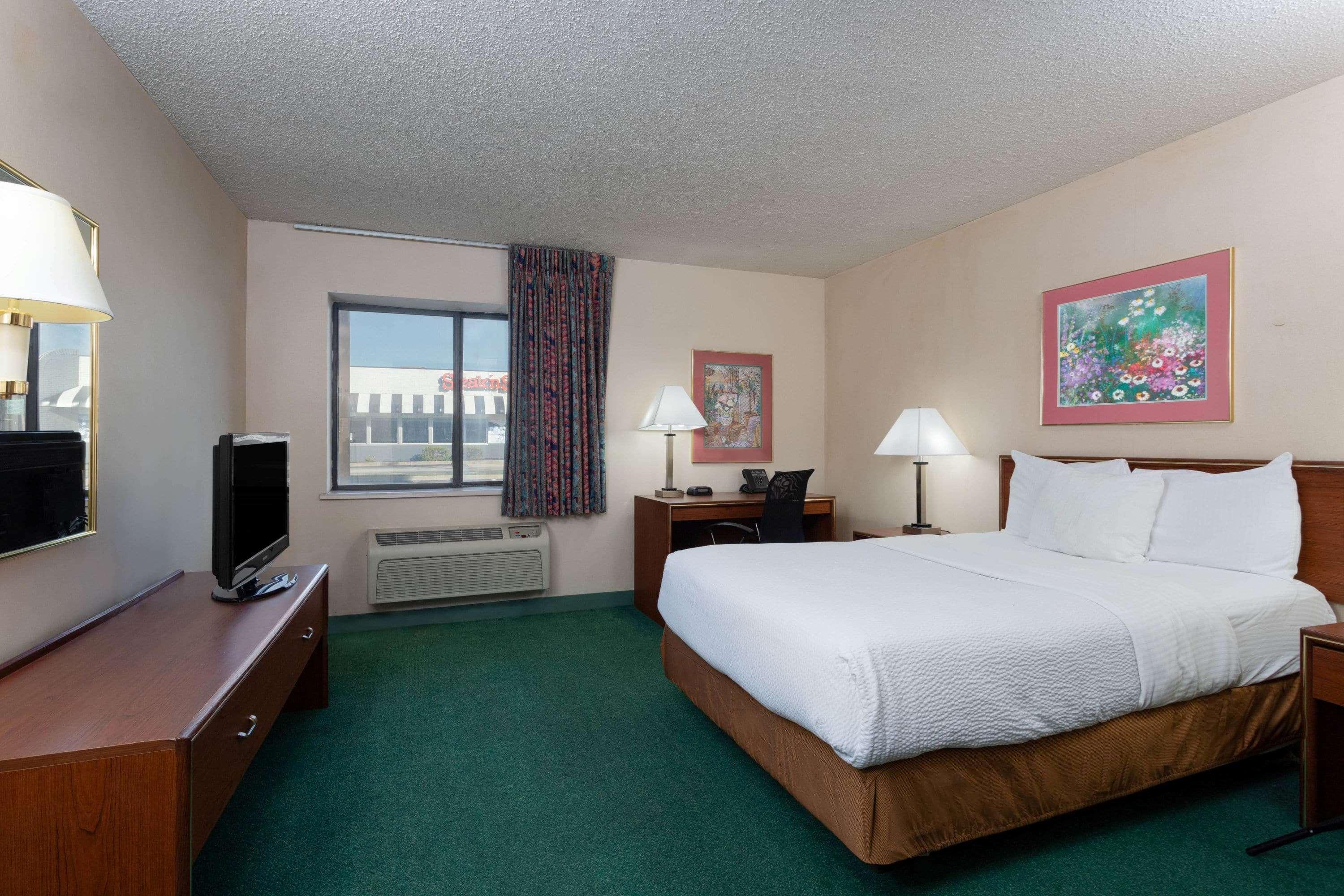 Hotel La Quinta By Wyndham East-post Drive