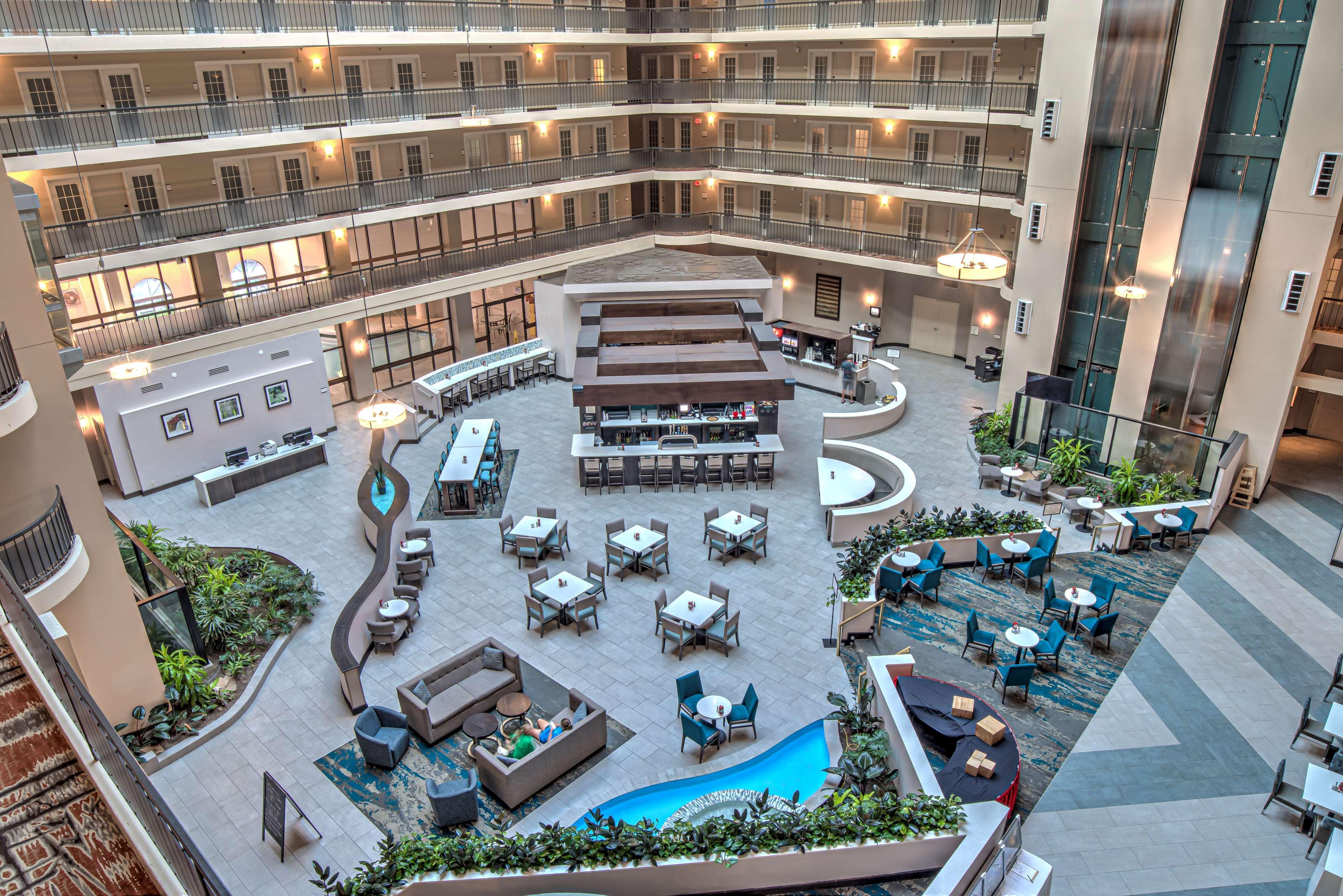 Embassy By Hilton North Hotel Indianapolis