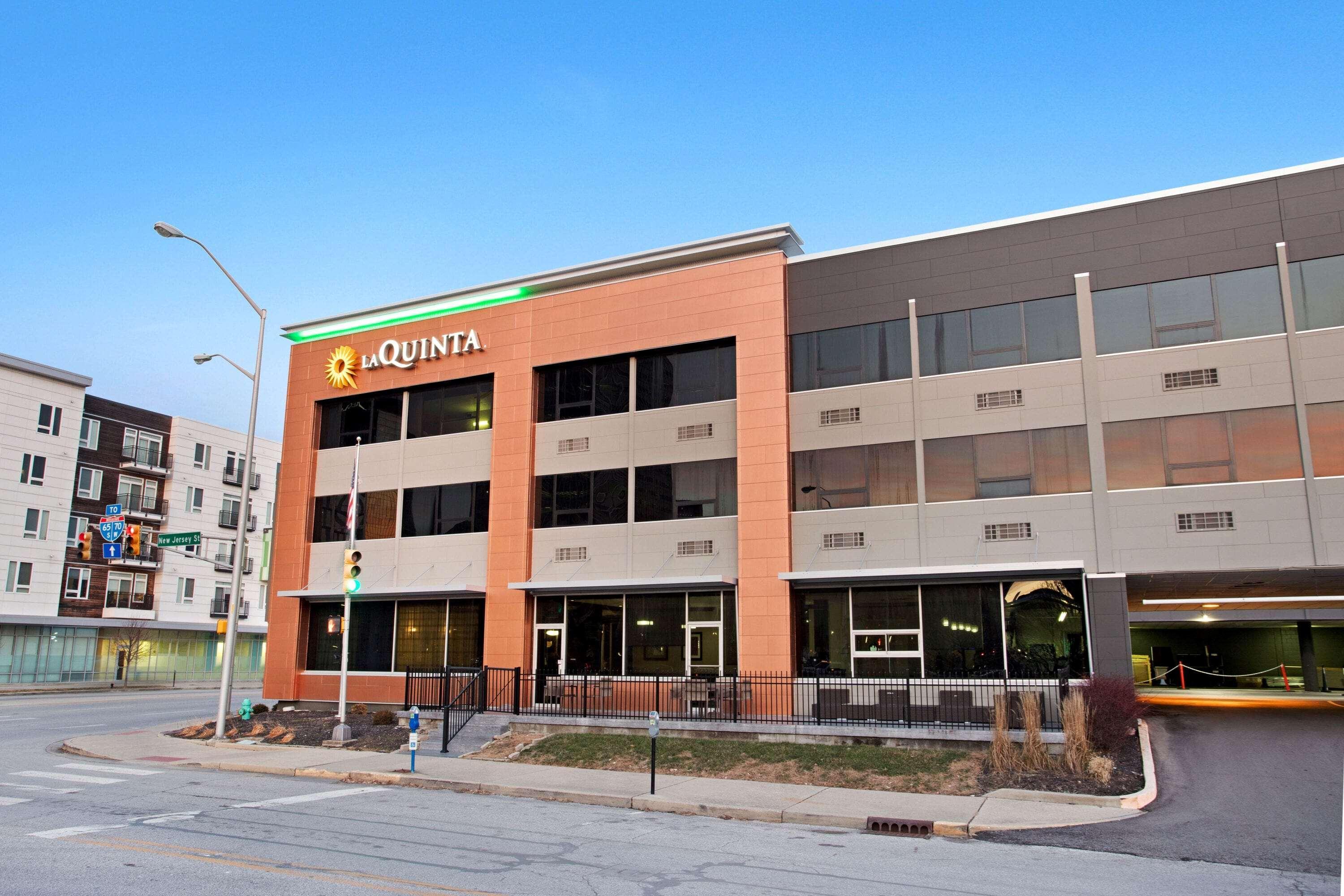 Hotel La Quinta & By Wyndham Downtown Indianapolis