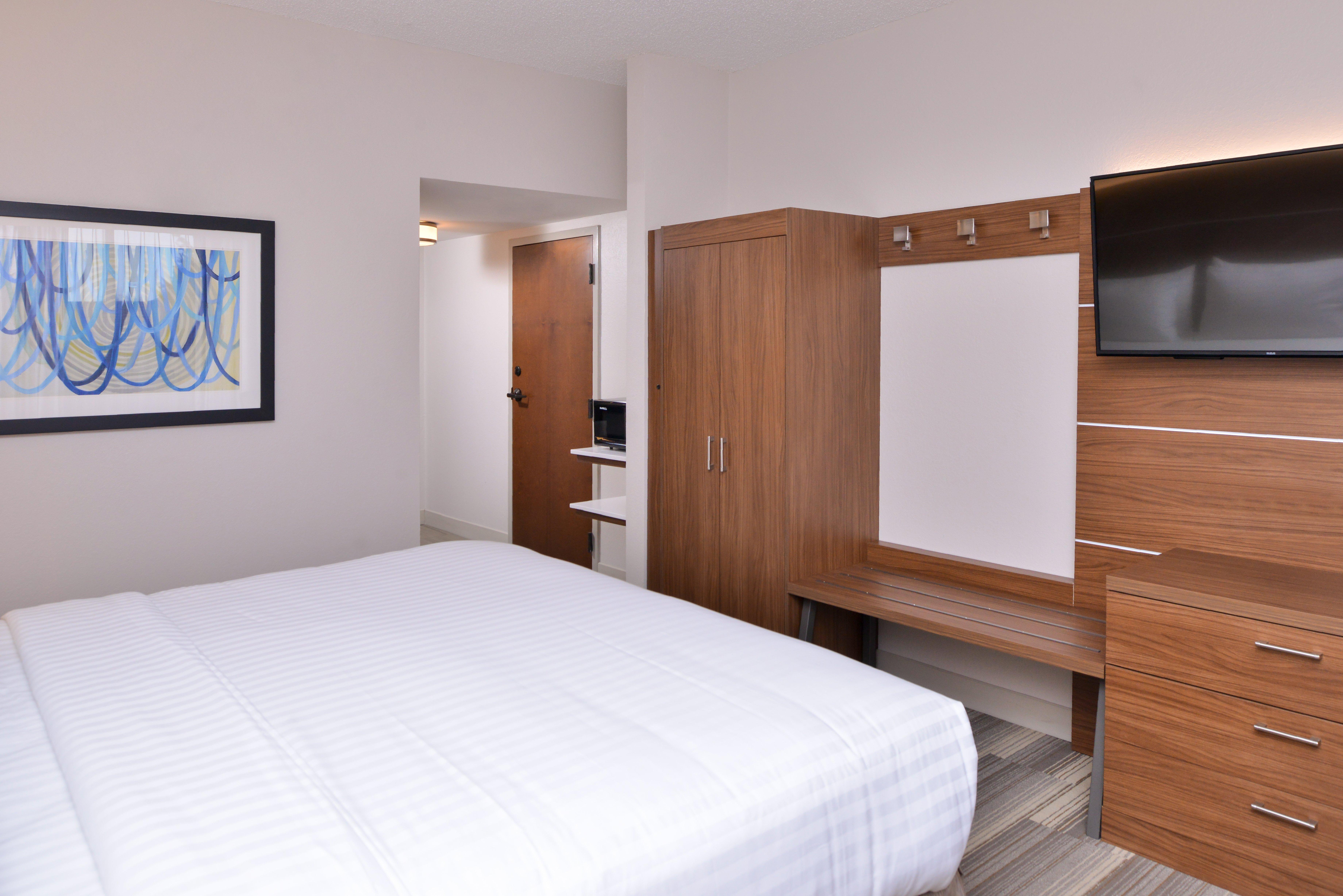 Express & Dtn-conv Ctr By Ihg 2*
