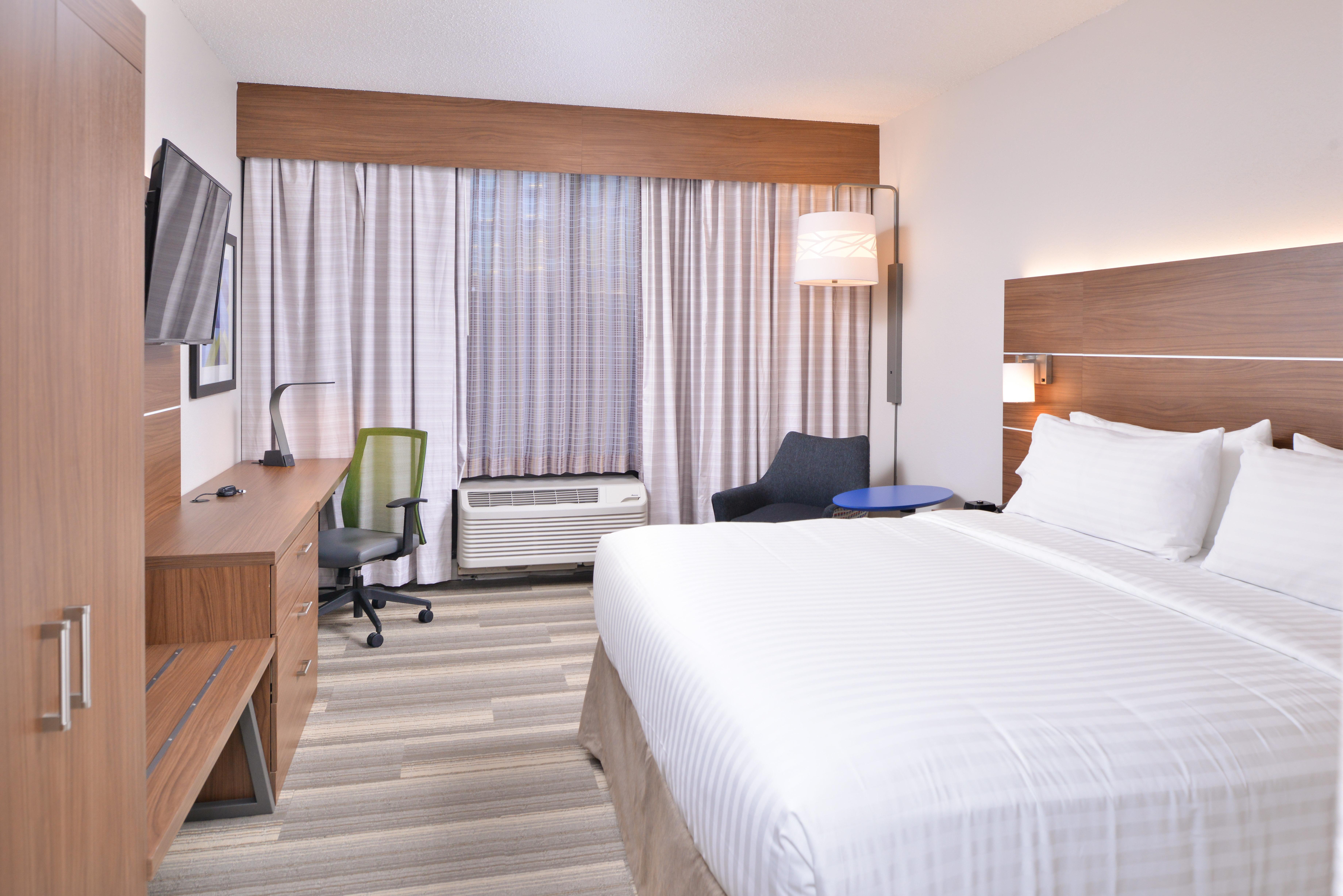 Express & Dtn-conv Ctr By Ihg Indianapolis