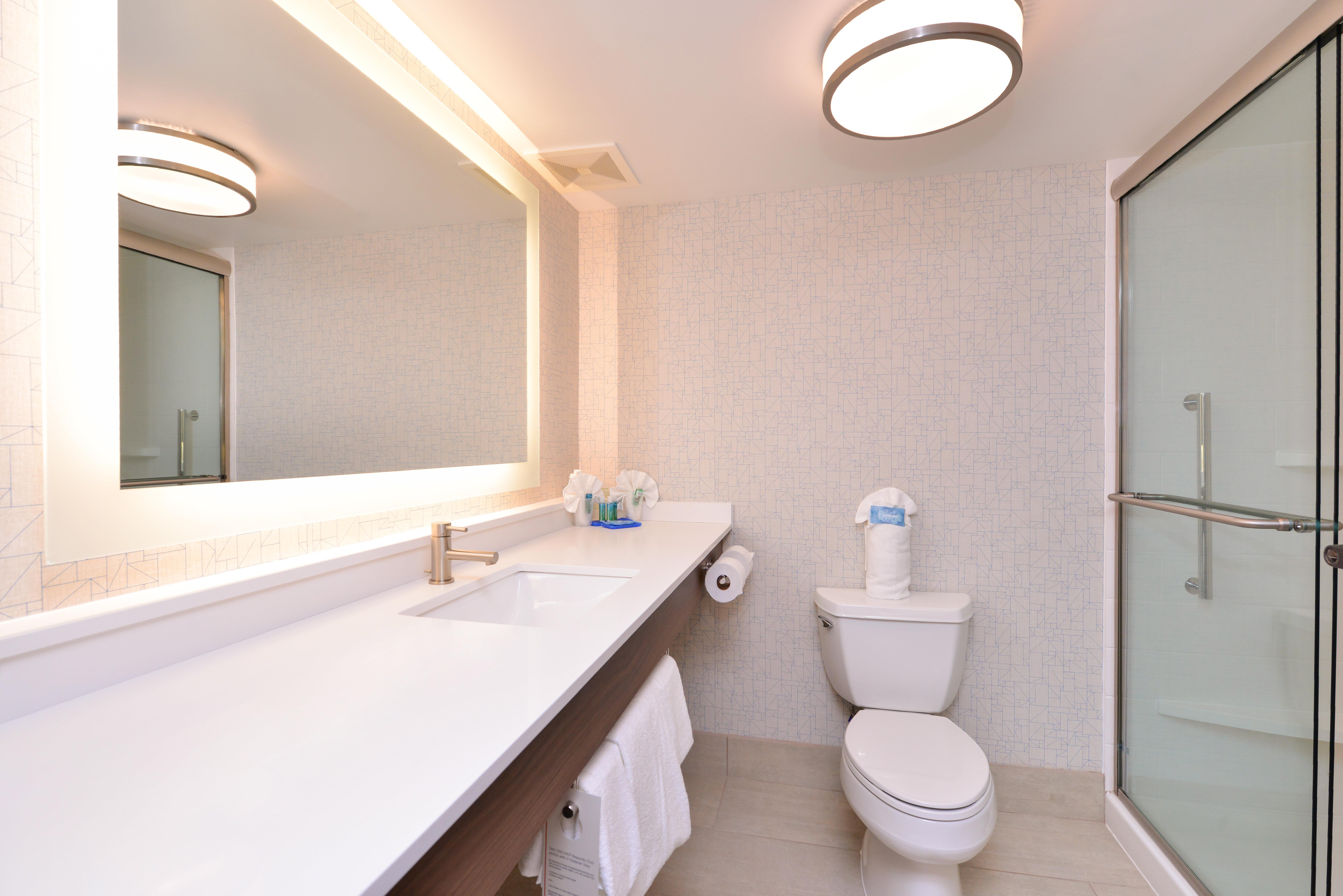 Express & Dtn-conv Ctr By Ihg 2*