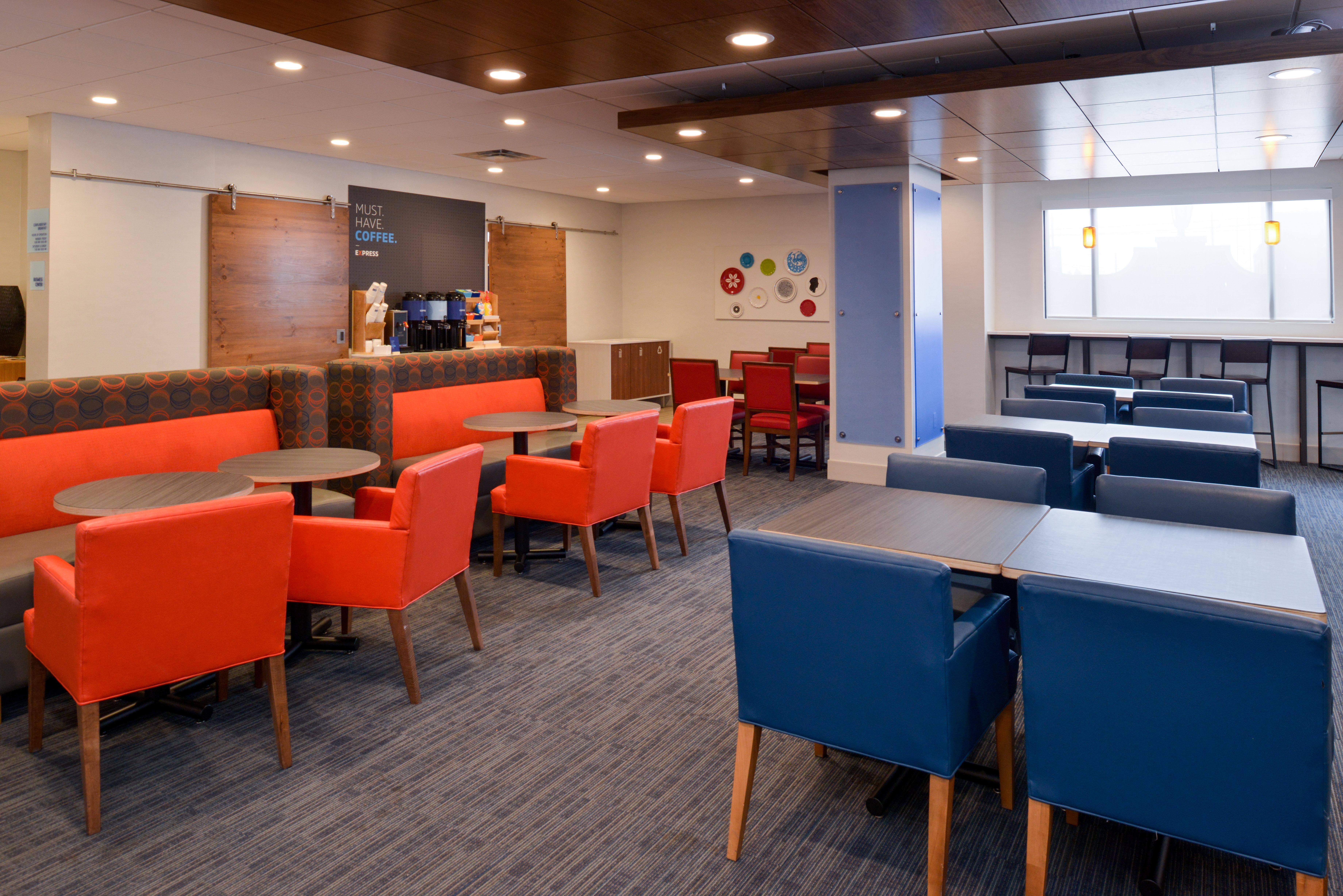 Express & Dtn-conv Ctr By Ihg 2*