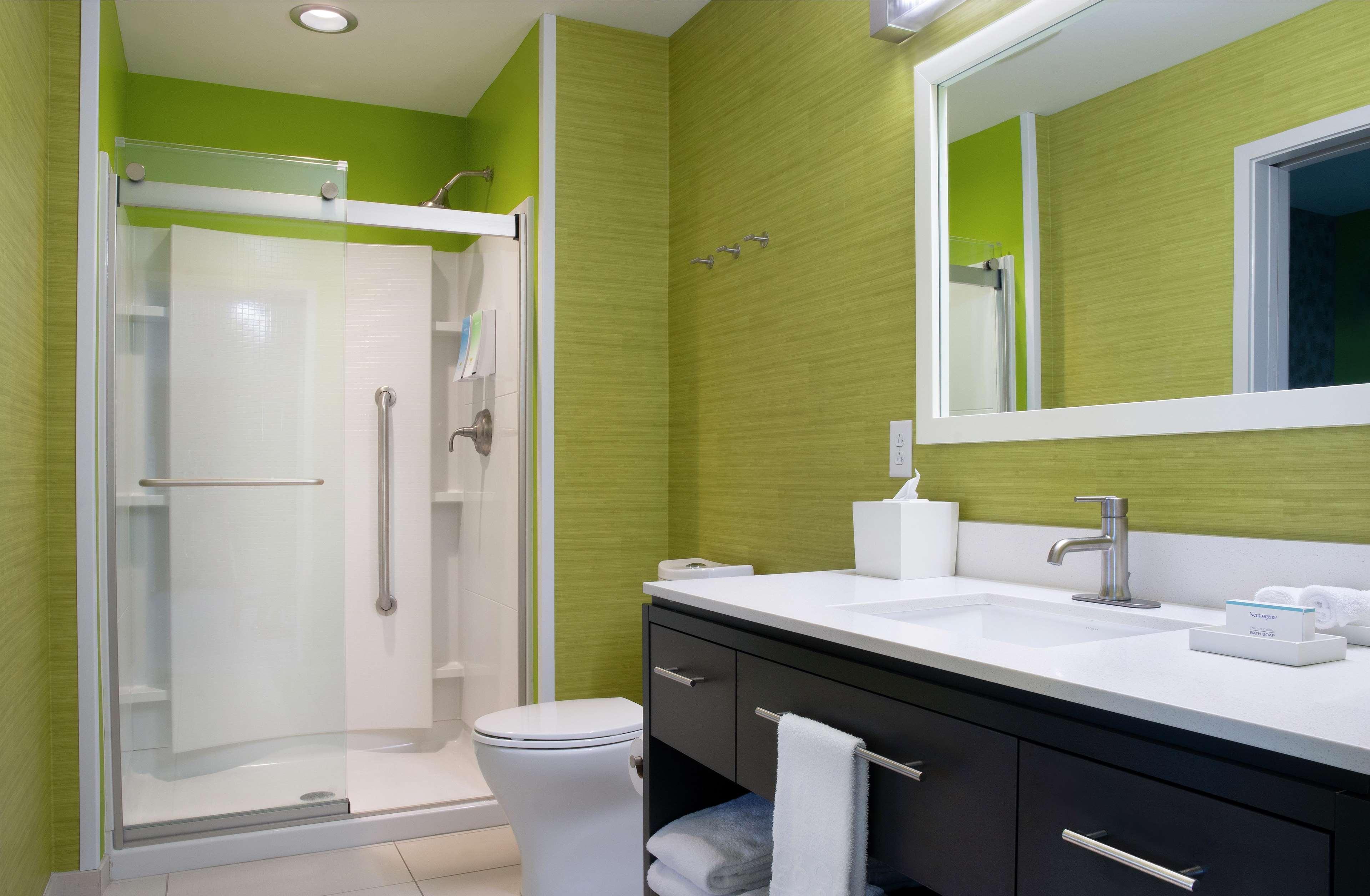 Hotel Home2 By Hilton Greenwood 3*