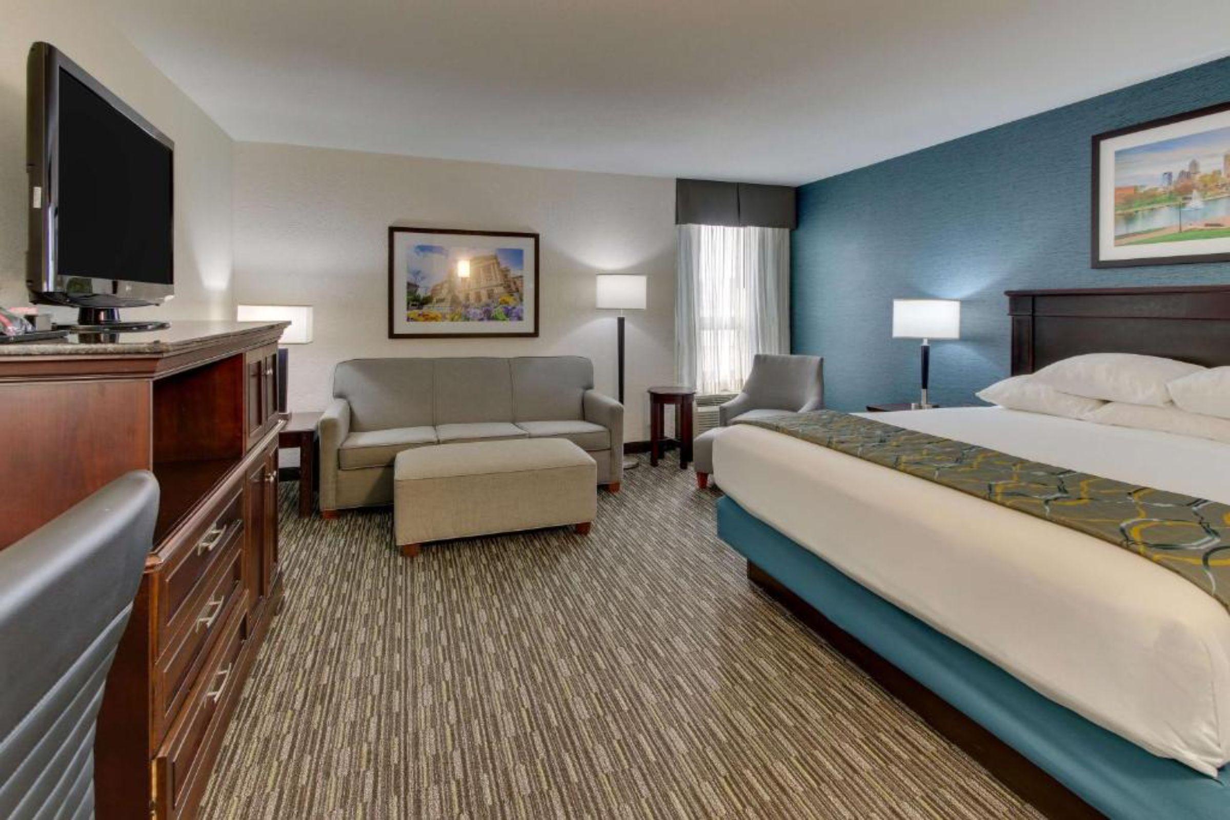 Western North At Pyramids 3* Indianapolis