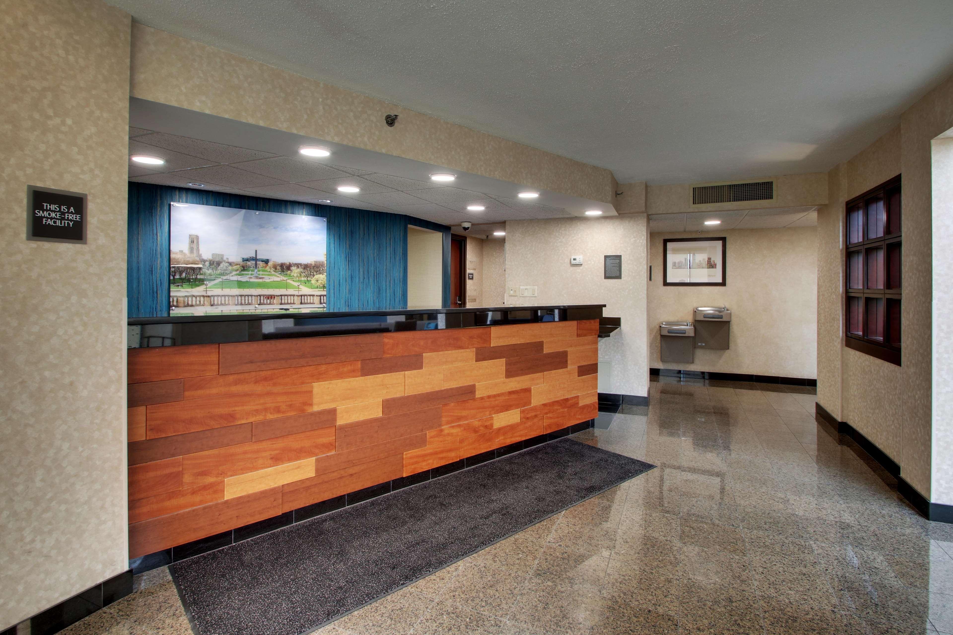 Western North At Pyramids Hotel Indianapolis