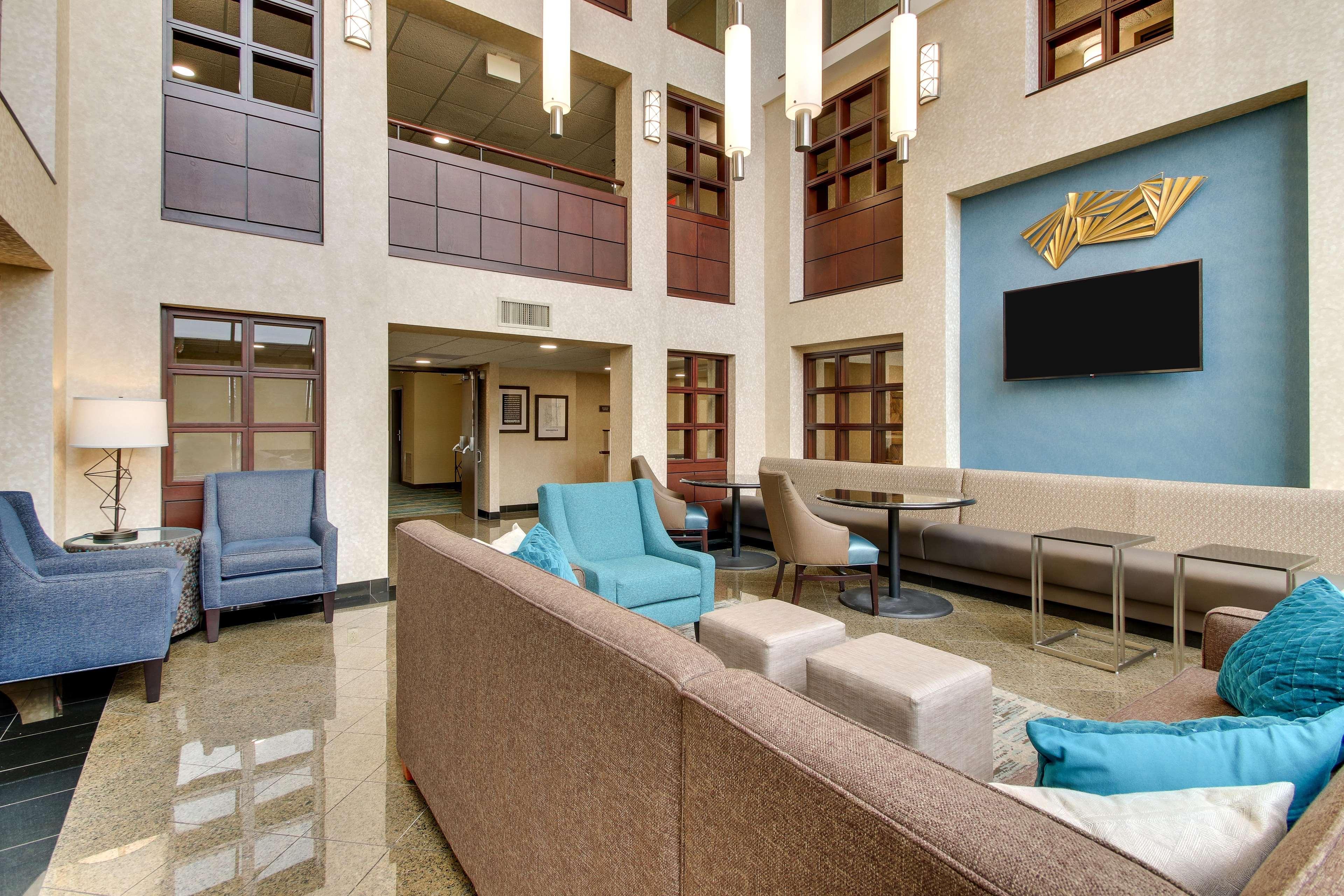 Western North At Pyramids 3*