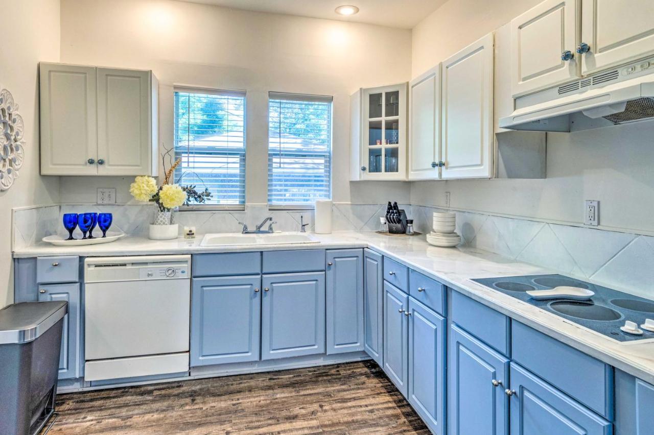Holiday home Cozy And Modern Indy House About 5 Mi To Downtown!