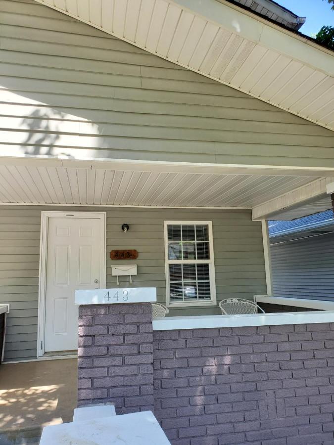 Minutes To Downtown! Long-stays & Pets Welcome! Apartment *